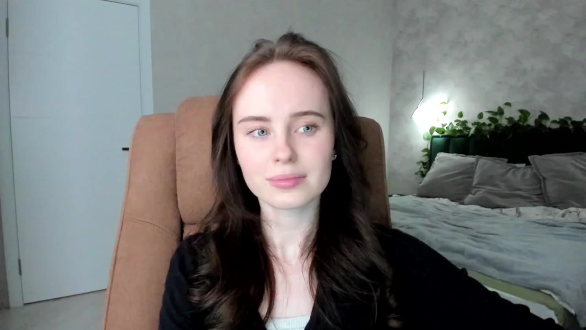 Gallery image thumbnail from userSasha's myfreecams stream on, 03/17/2025, 20:42 image 4 of 20