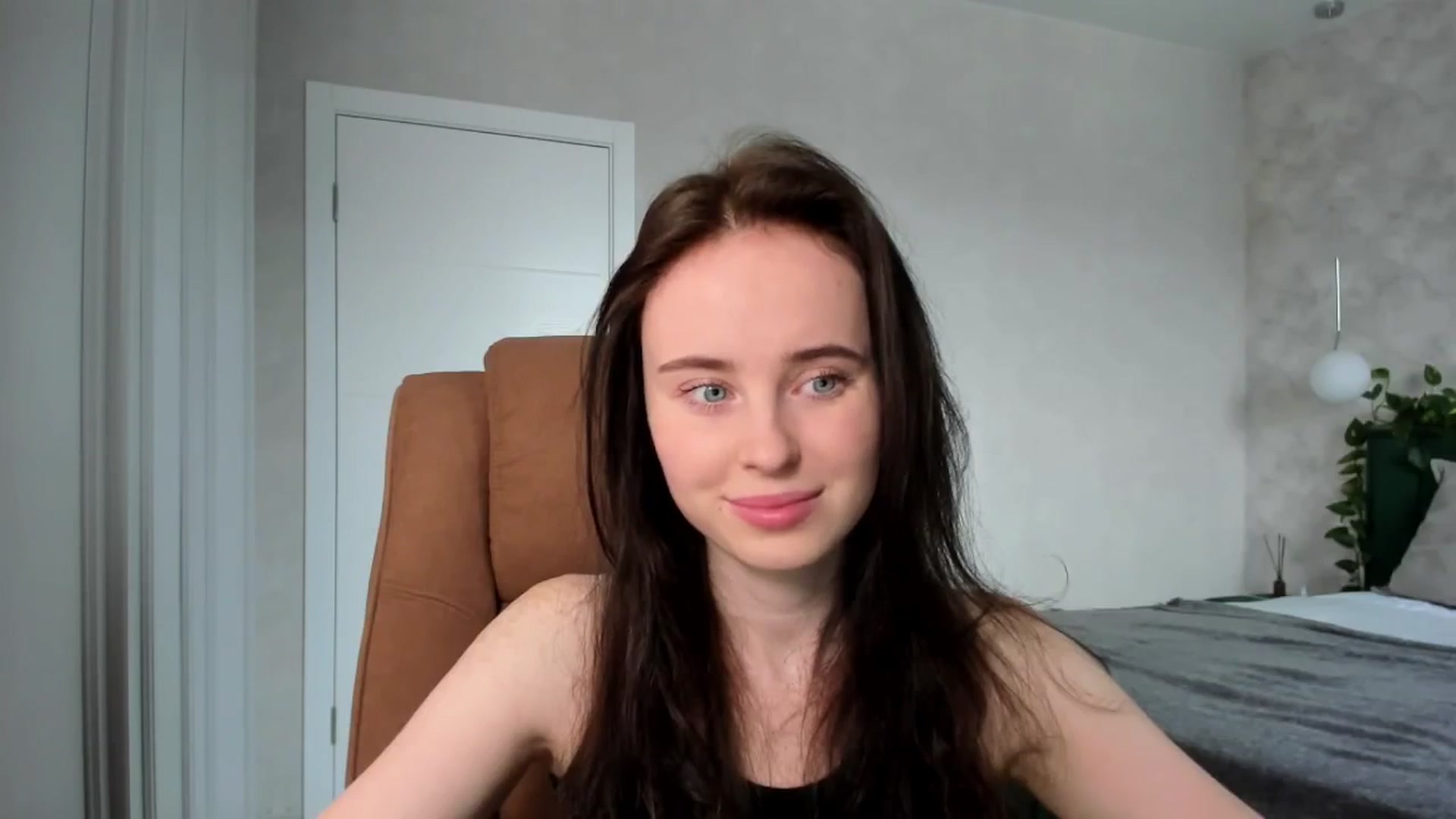 Gallery image thumbnail from userSasha's myfreecams stream on, 03/29/2025, 05:30 image 19 of 20