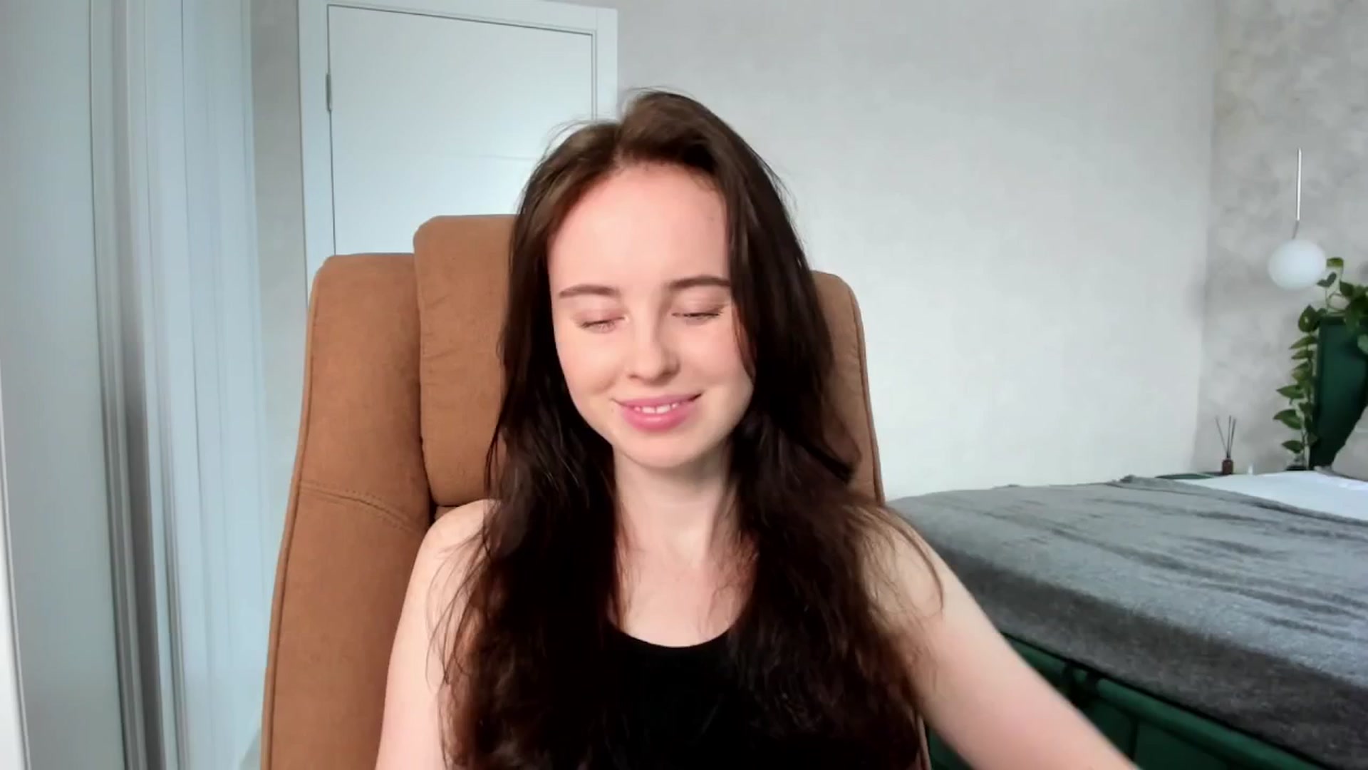 Gallery image thumbnail from userSasha's myfreecams stream on, 03/29/2025, 06:18 image 9 of 20