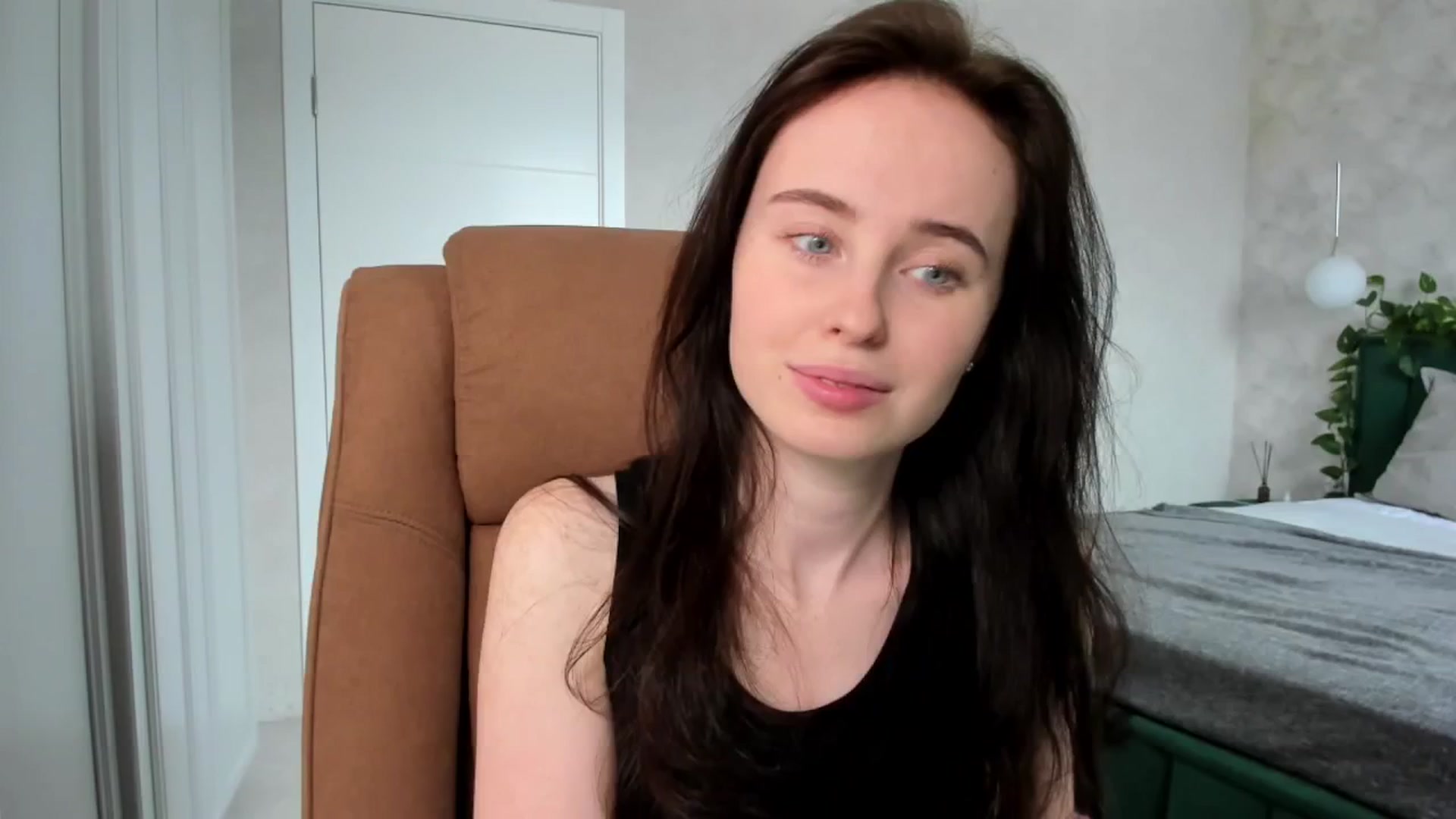 Gallery image thumbnail from userSasha's myfreecams stream on, 03/29/2025, 06:52 image 1 of 20