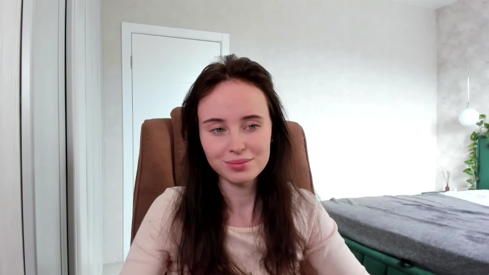 Gallery image thumbnail from userSasha's myfreecams stream on, 03/30/2025, 07:28 image 20 of 20