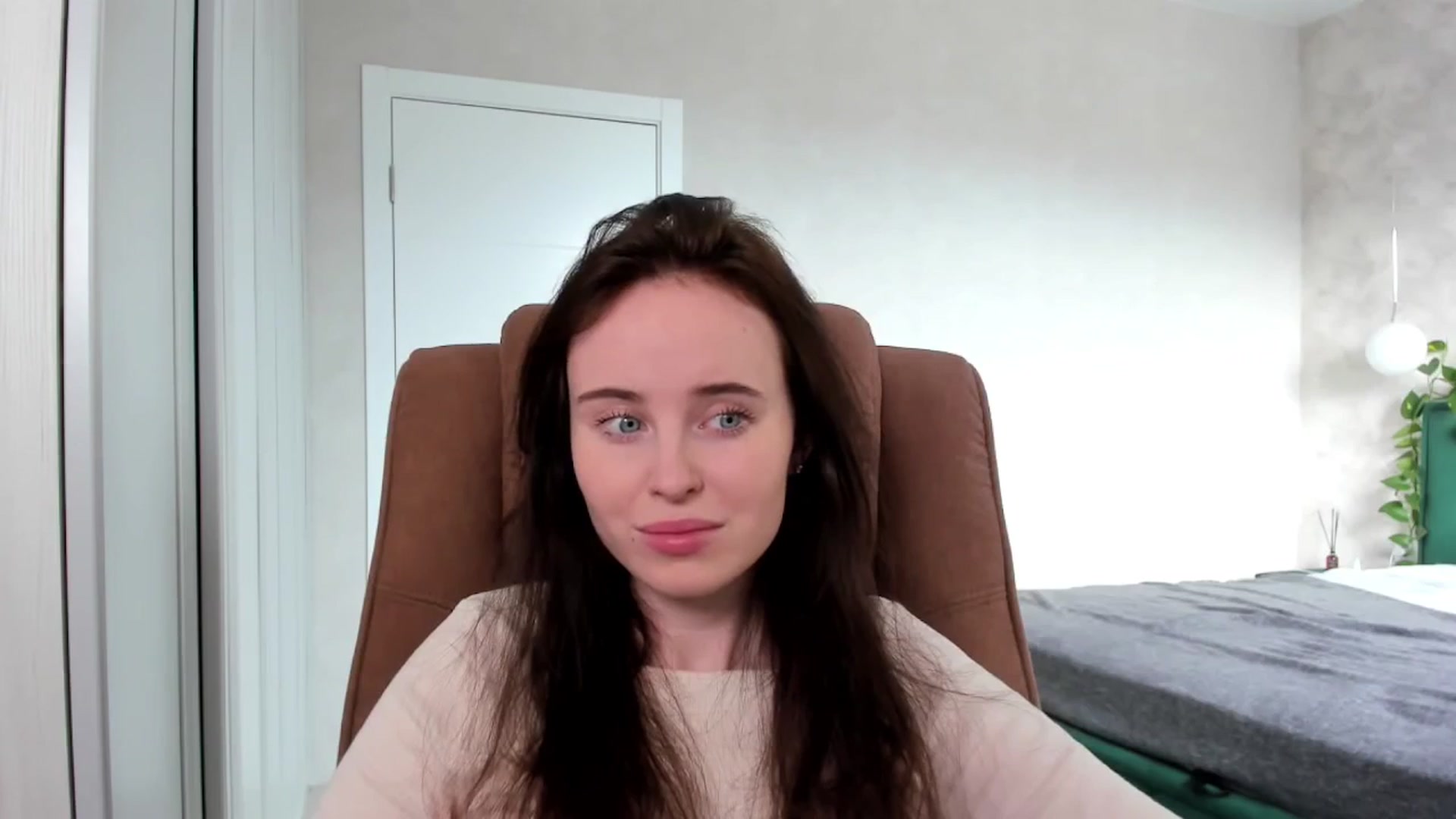 Gallery image thumbnail from userSasha's myfreecams stream on, 03/30/2025, 07:28 image 16 of 20