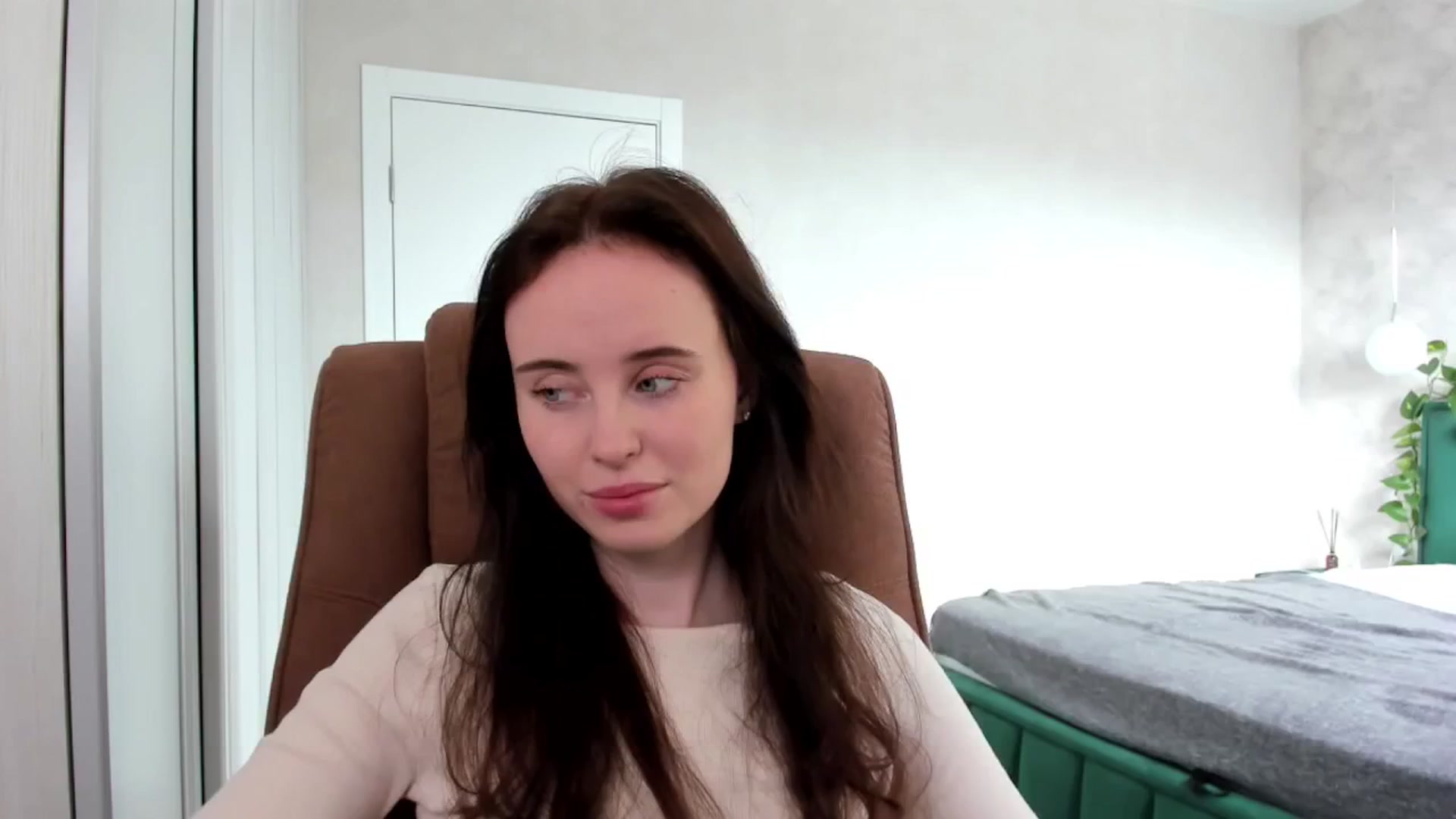 Gallery image thumbnail from userSasha's myfreecams stream on, 03/30/2025, 07:28 image 10 of 20