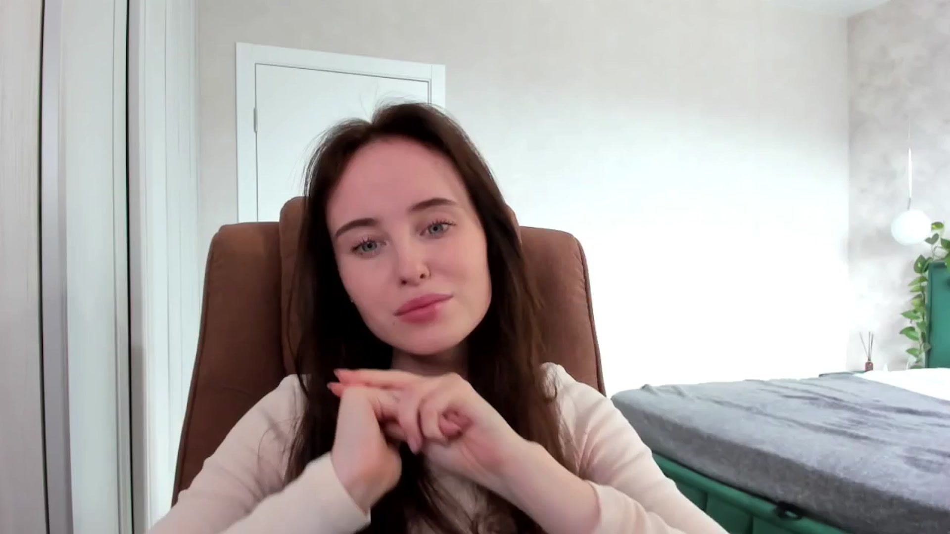 Gallery image thumbnail from userSasha's myfreecams stream on, 03/30/2025, 07:28 image 9 of 20