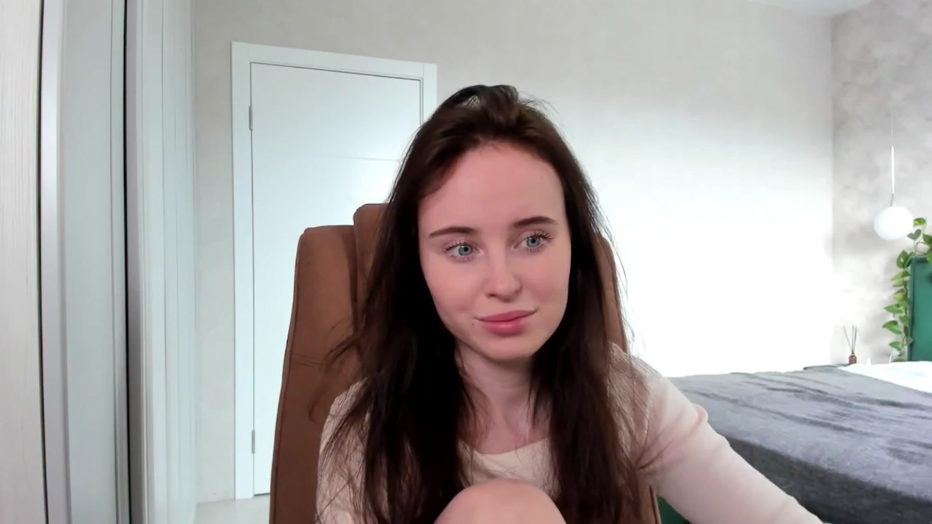 Gallery image thumbnail from userSasha's myfreecams stream on, 03/30/2025, 07:28 image 17 of 20