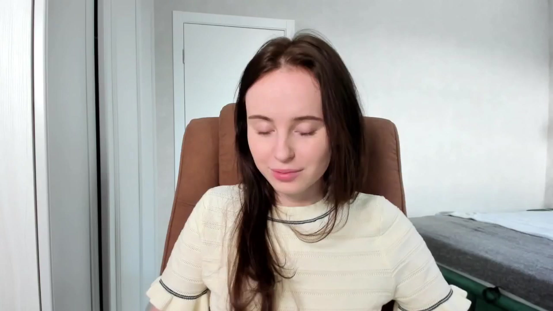 Gallery image thumbnail from userSasha's myfreecams stream on, 03/31/2025, 05:41 image 14 of 20
