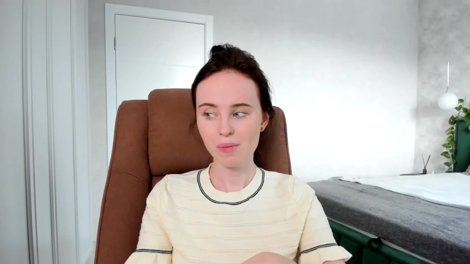 Gallery image thumbnail from userSasha's myfreecams stream on, 03/31/2025, 06:13 image 2 of 20