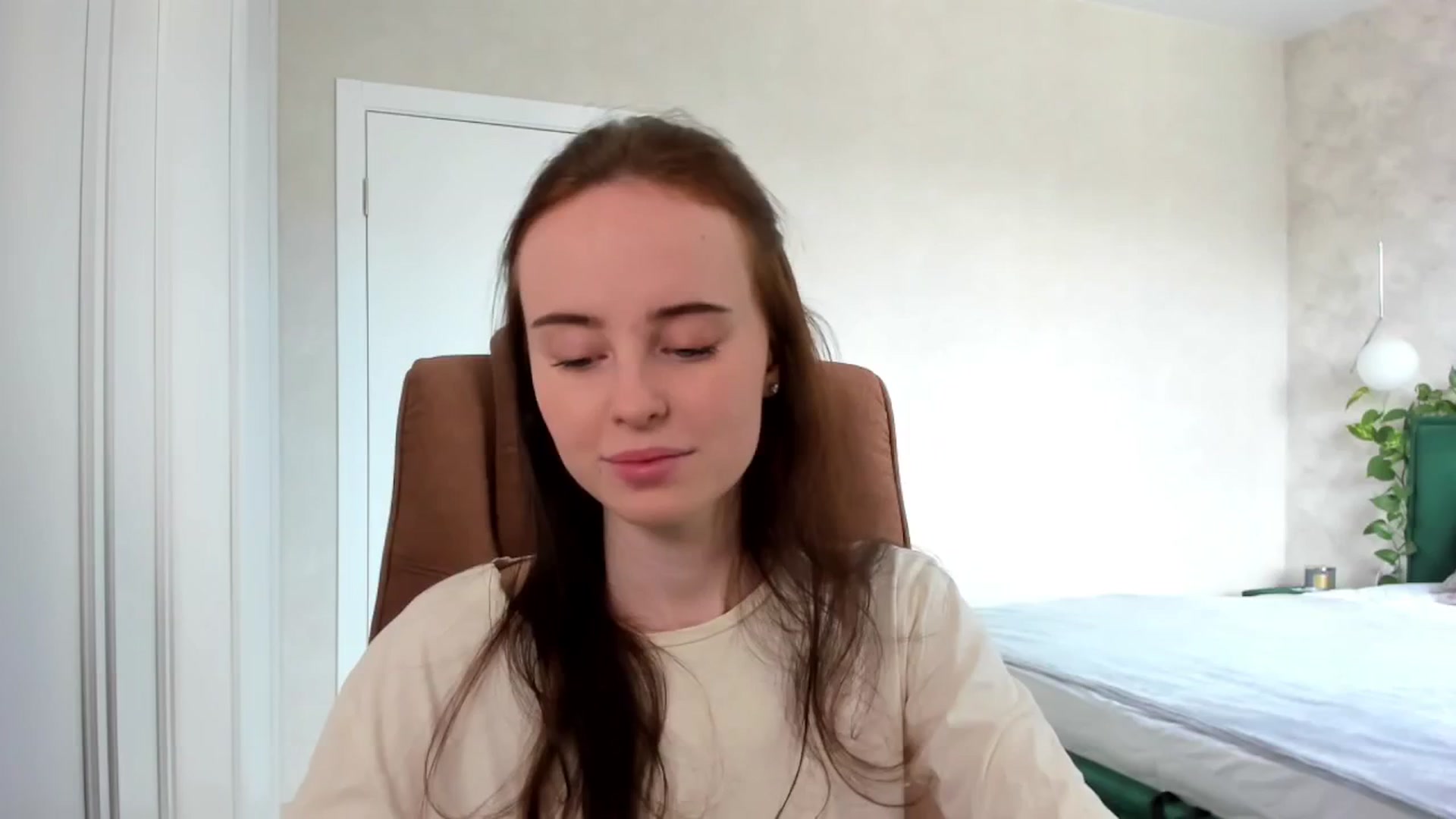 Gallery image thumbnail from userSasha's myfreecams stream on, 05/10/2025, 06:53 image 16 of 20