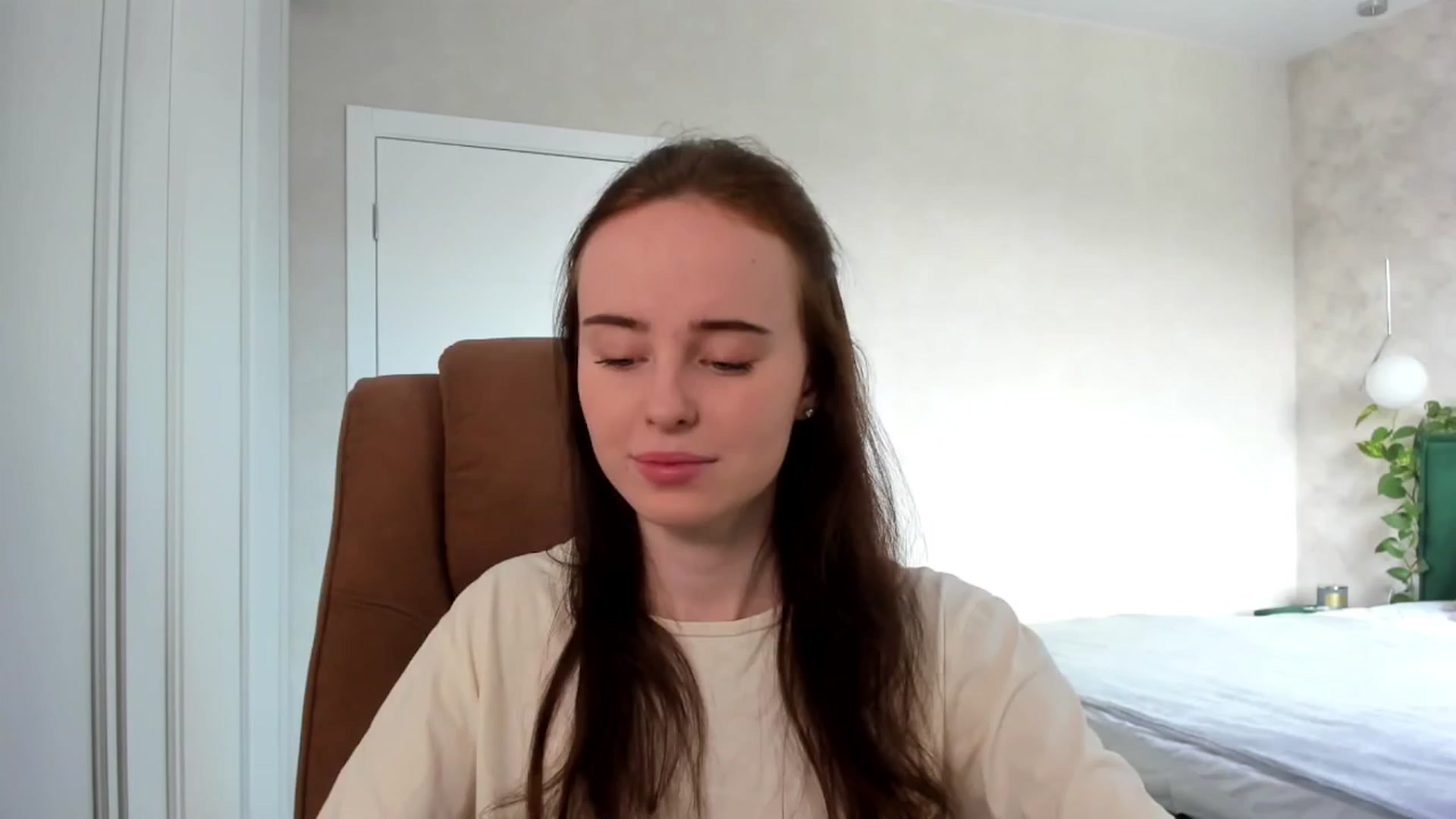 Gallery image thumbnail from userSasha's myfreecams stream on, 05/10/2025, 06:53 image 13 of 20