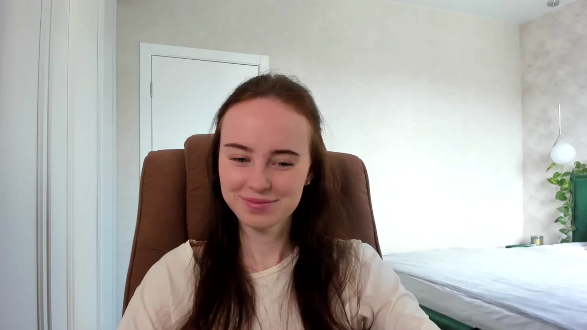 Gallery image thumbnail from userSasha's myfreecams stream on, 05/10/2025, 06:53 image 7 of 20