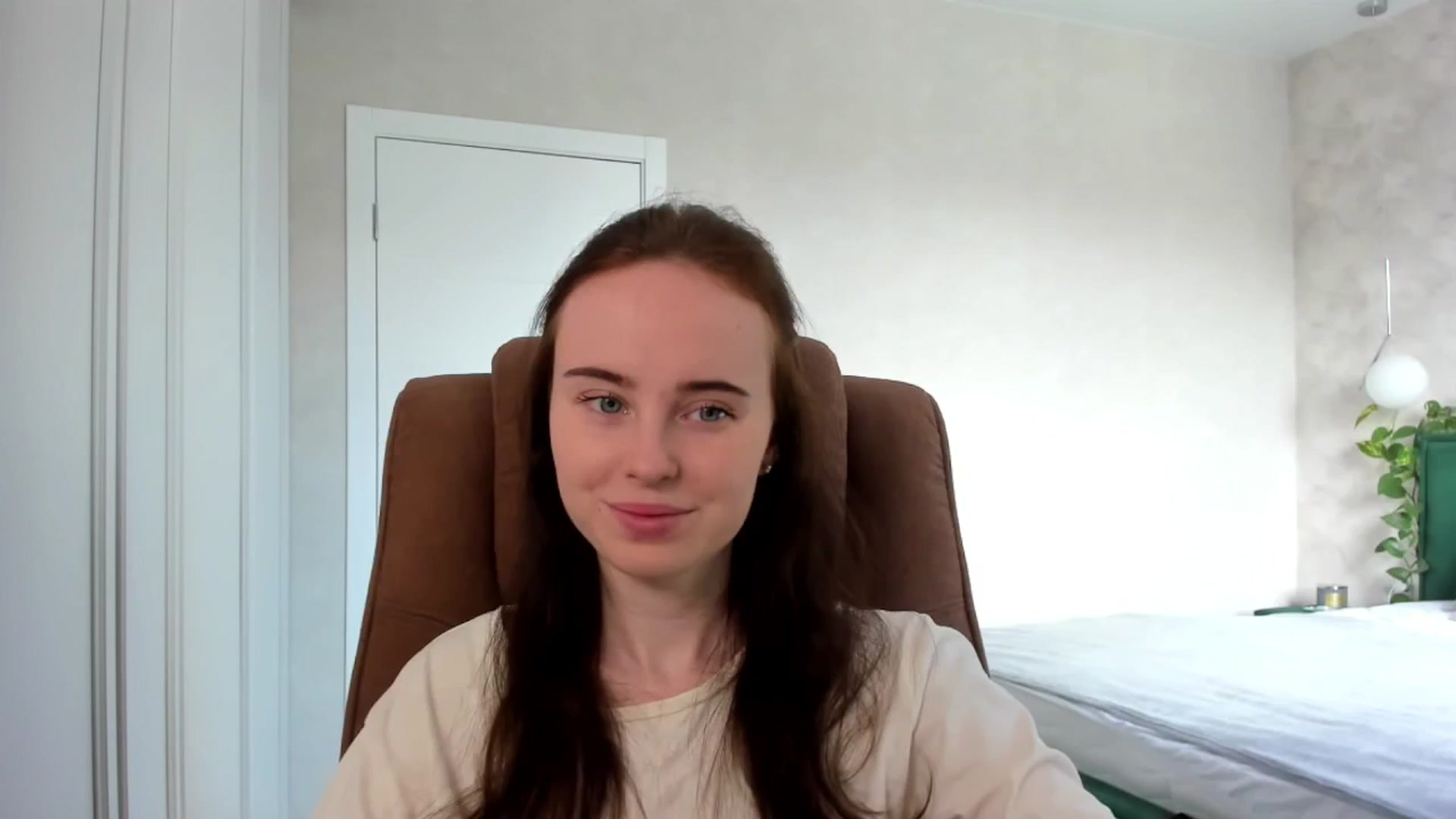 Gallery image thumbnail from userSasha's myfreecams stream on, 05/10/2025, 06:53 image 11 of 20