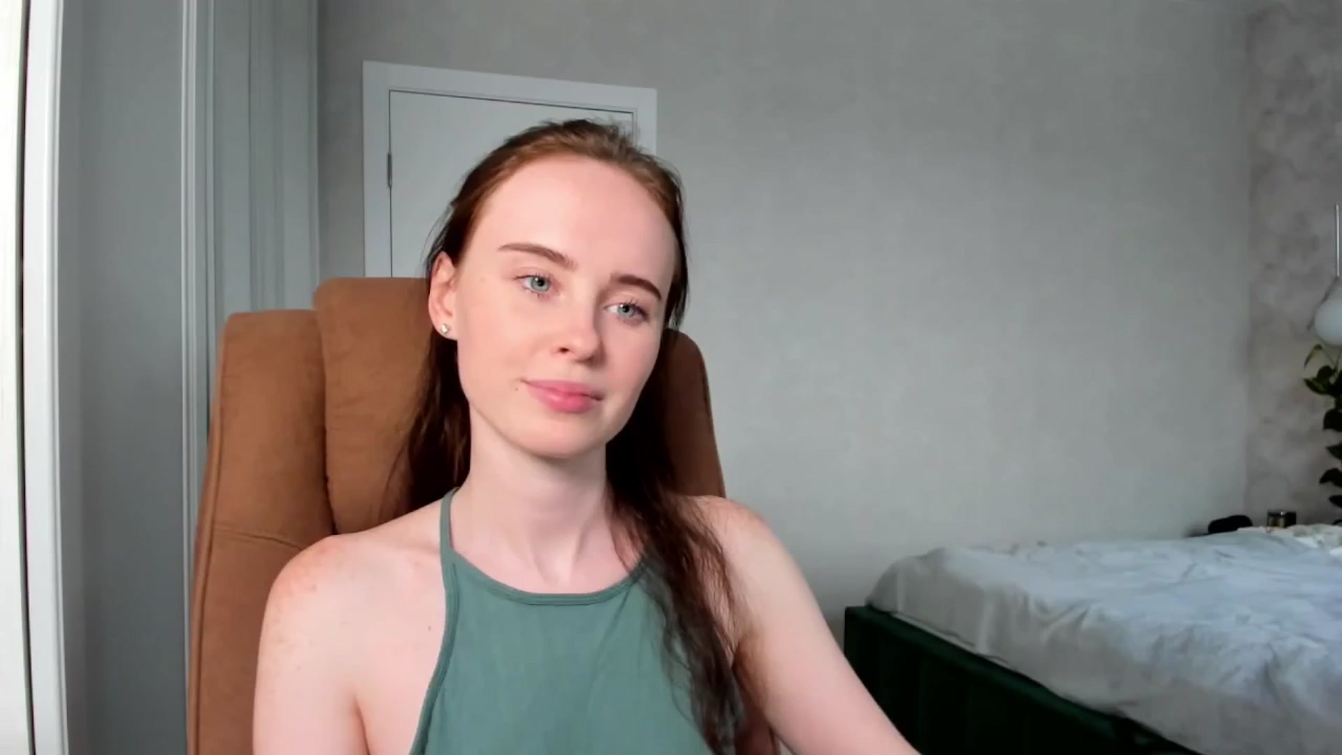 Gallery image thumbnail from userSasha's myfreecams stream on, 05/14/2025, 16:56 image 18 of 20