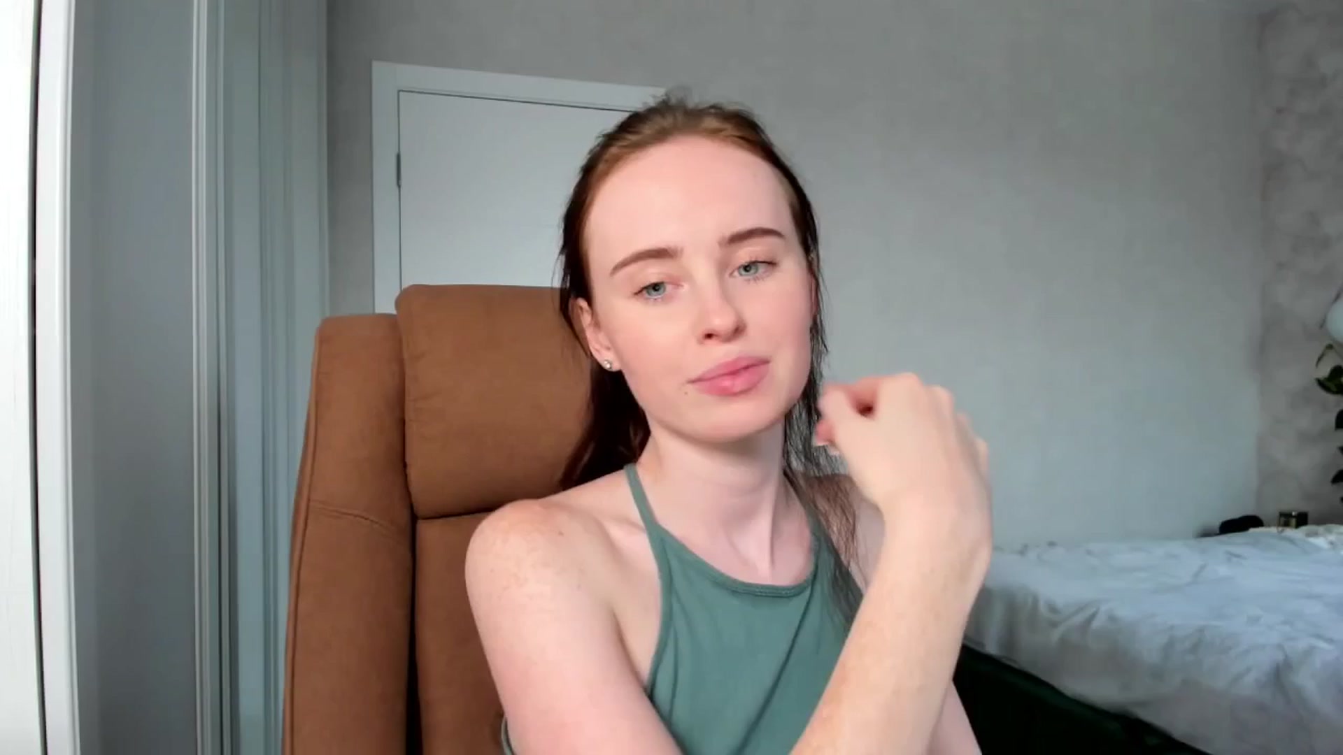 Gallery image thumbnail from userSasha's myfreecams stream on, 05/14/2025, 16:56 image 9 of 20