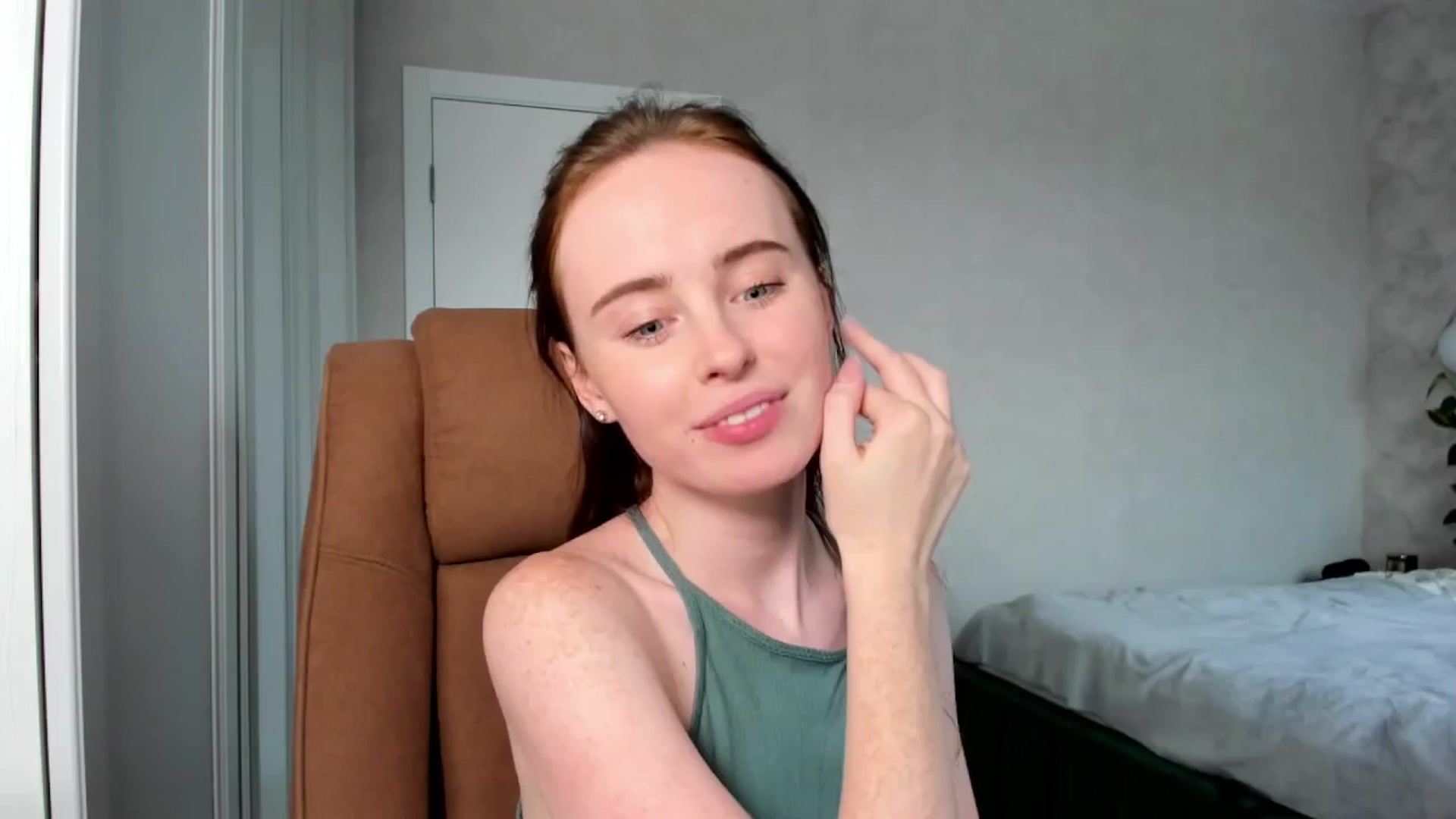 Gallery image thumbnail from userSasha's myfreecams stream on, 05/14/2025, 16:56 image 8 of 20