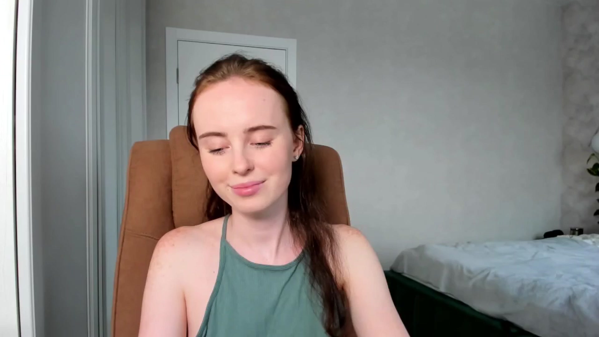 Gallery image thumbnail from userSasha's myfreecams stream on, 05/14/2025, 16:56 image 17 of 20