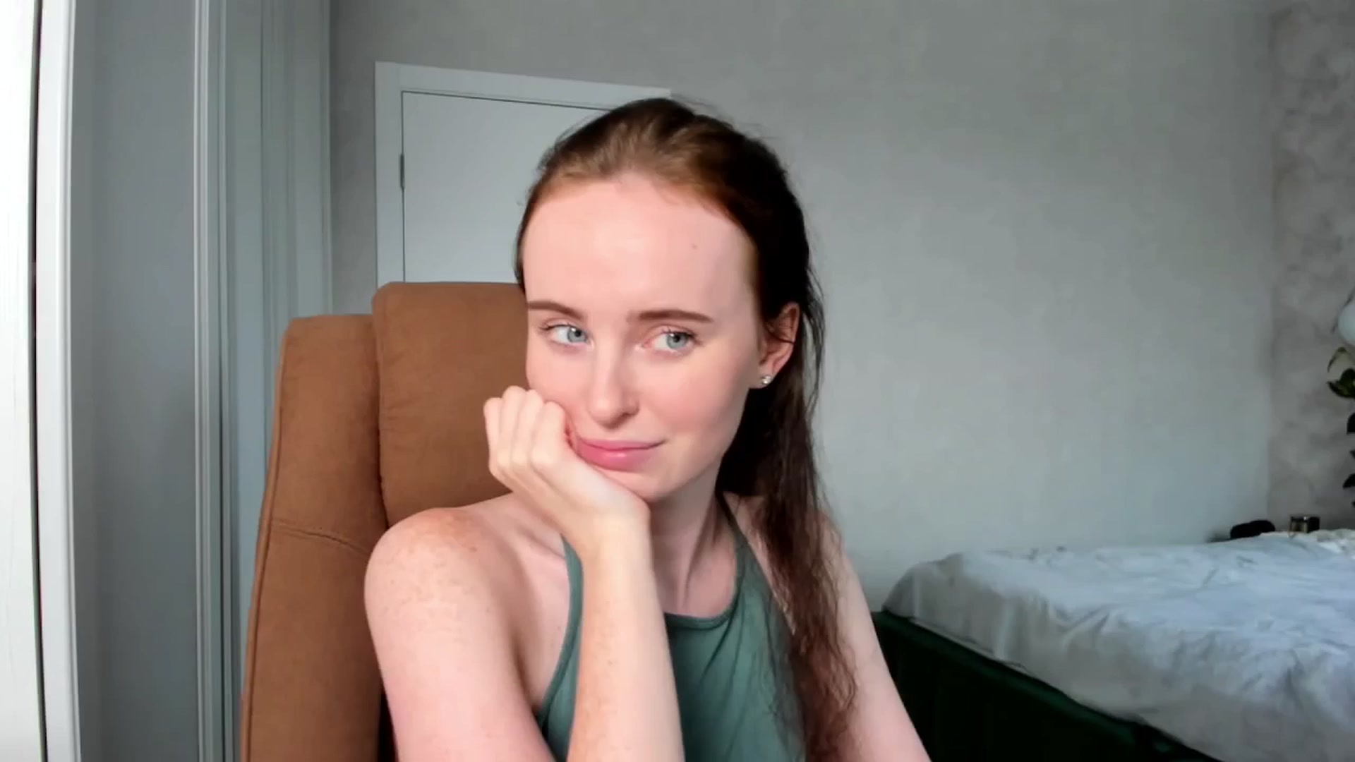 Gallery image thumbnail from userSasha's myfreecams stream on, 05/14/2025, 16:56 image 12 of 20
