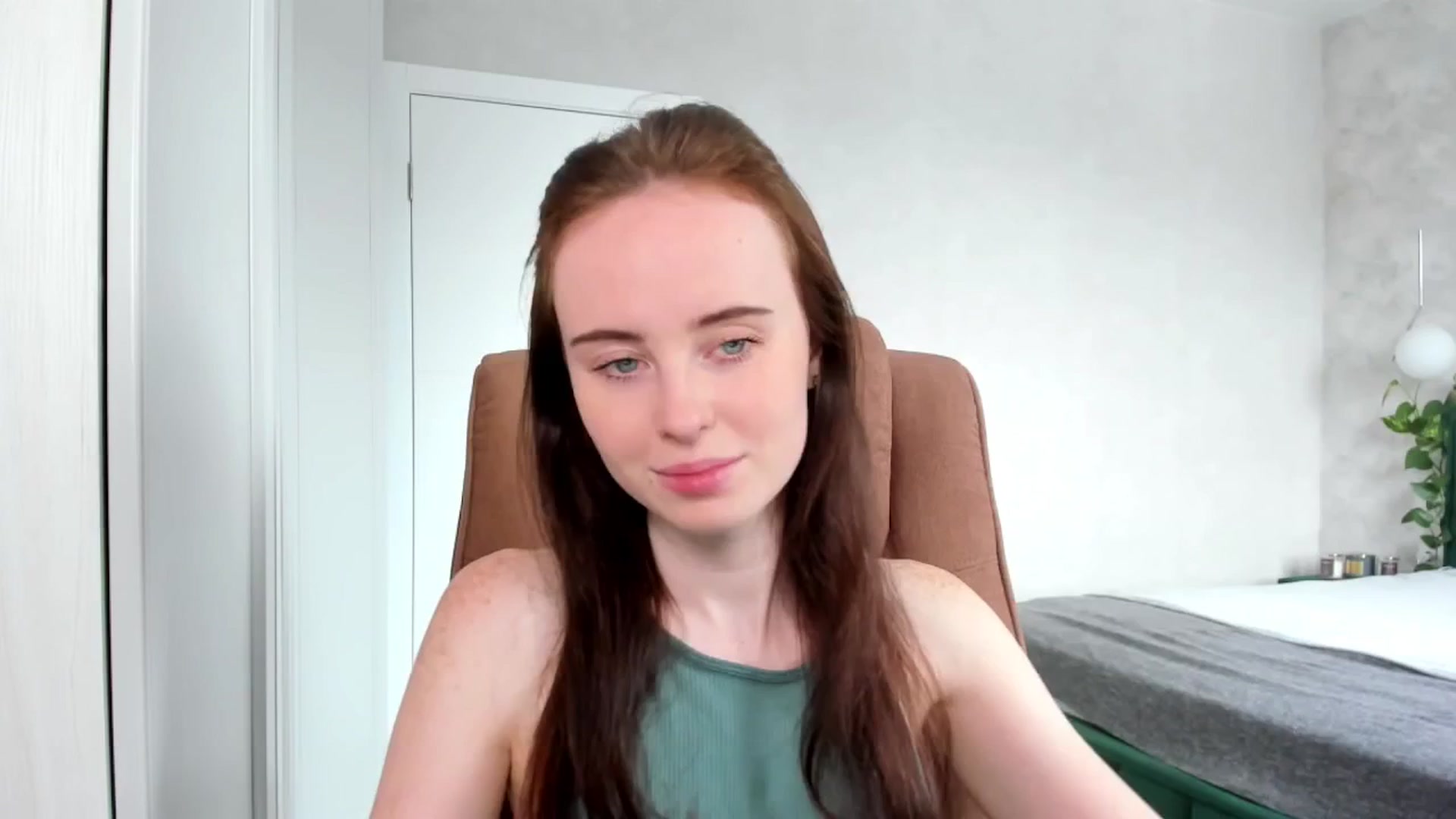 Gallery image thumbnail from userSasha's myfreecams stream on, 05/17/2025, 05:06 image 14 of 20