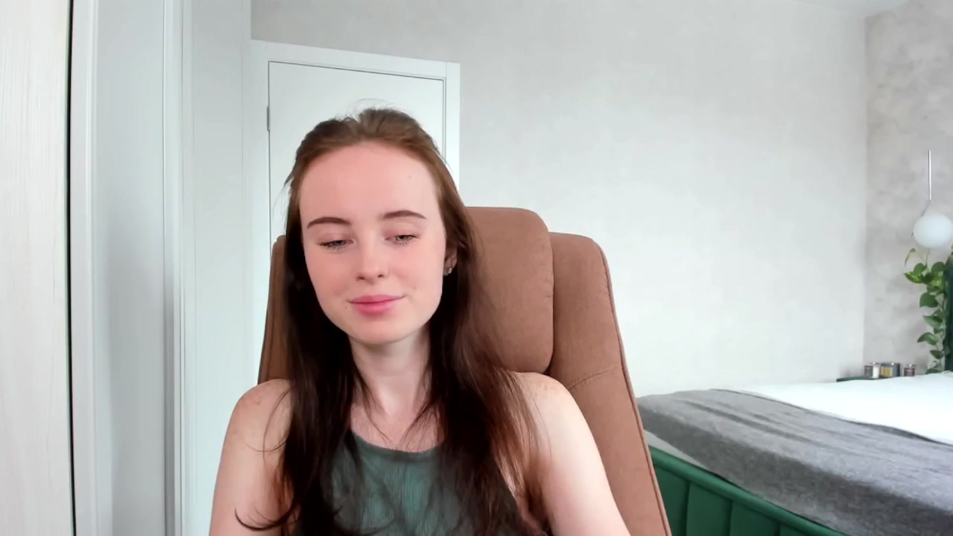 Gallery image thumbnail from userSasha's myfreecams stream on, 05/17/2025, 05:06 image 3 of 20