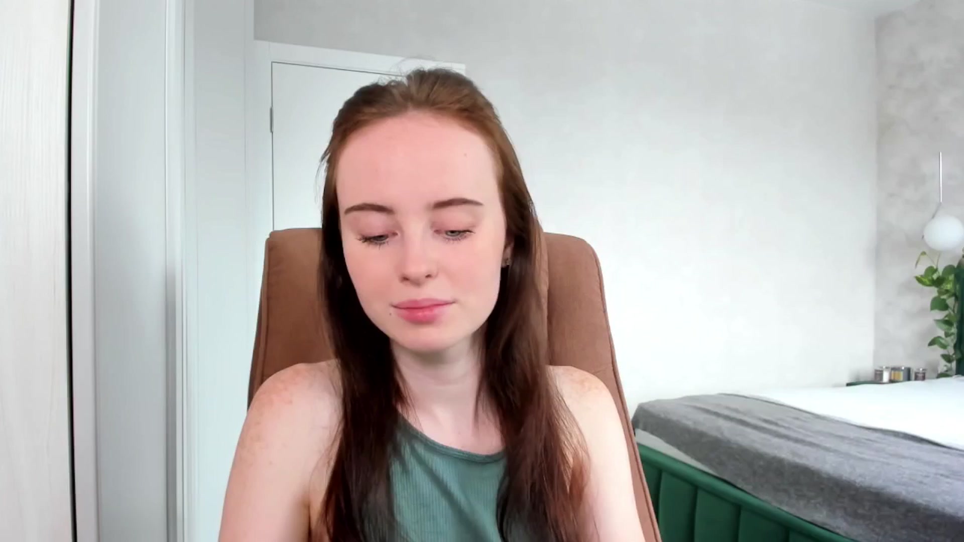 Gallery image thumbnail from userSasha's myfreecams stream on, 05/17/2025, 05:06 image 13 of 20
