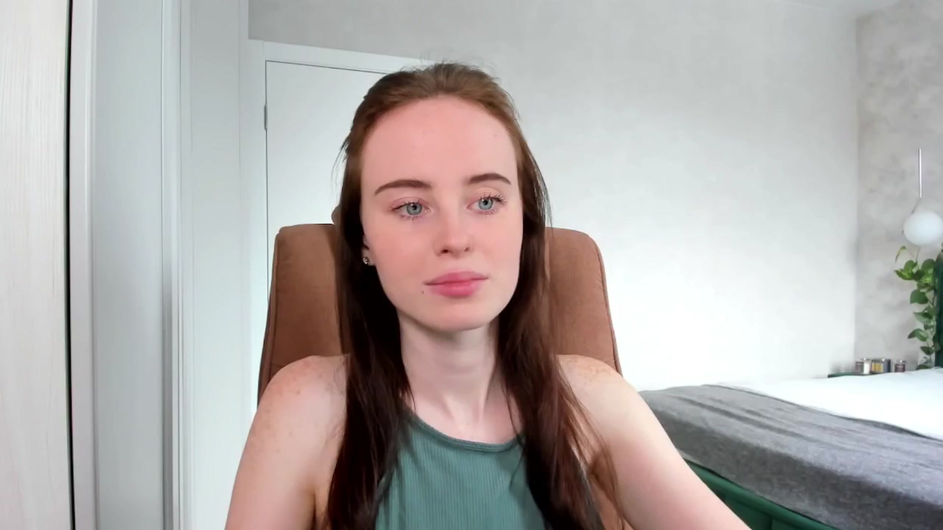 Gallery image thumbnail from userSasha's myfreecams stream on, 05/17/2025, 05:06 image 10 of 20