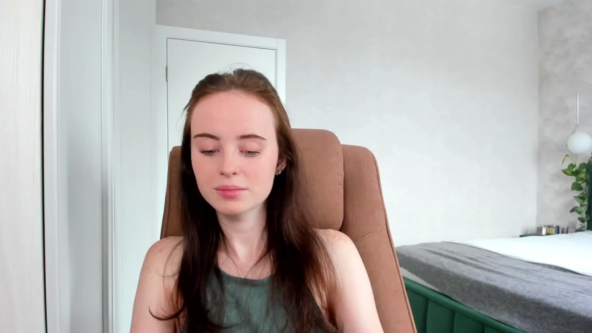 Gallery image thumbnail from userSasha's myfreecams stream on, 05/17/2025, 05:06 image 2 of 20