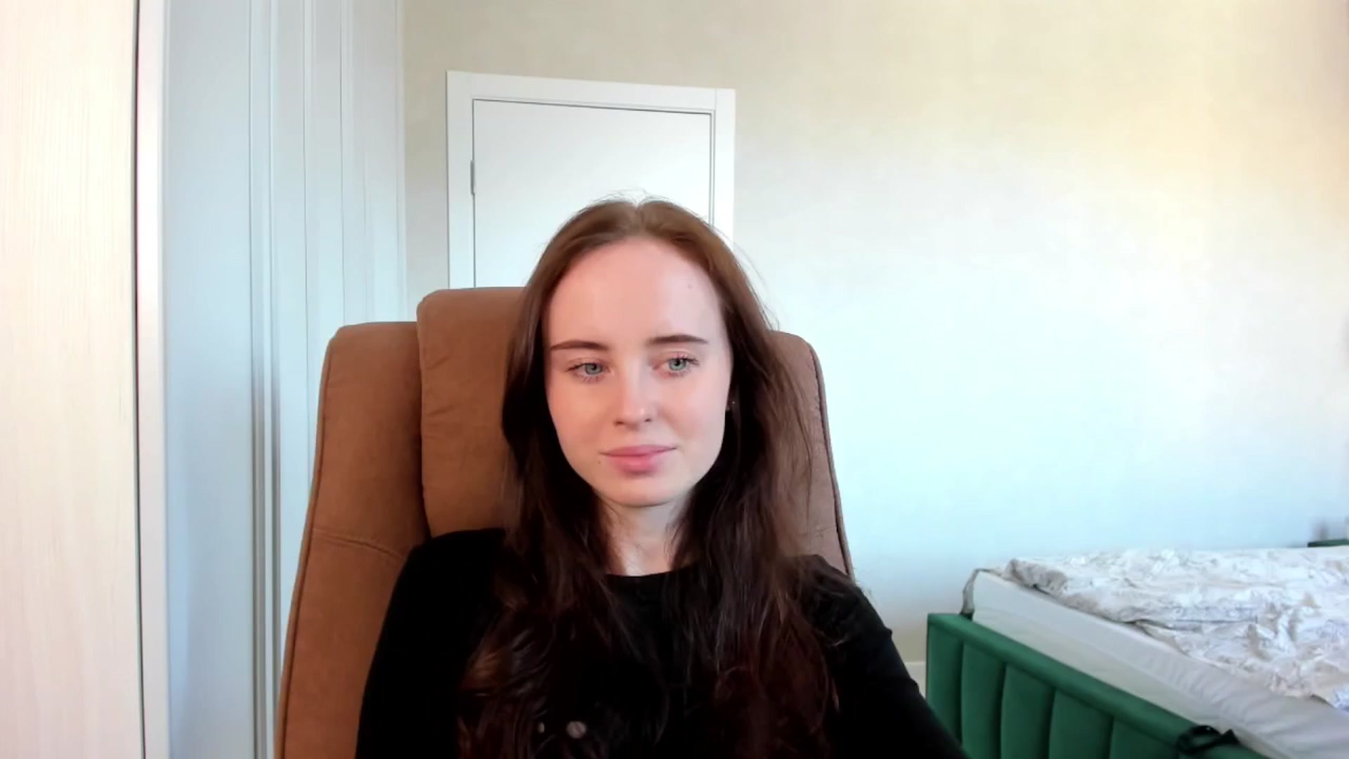 Gallery image thumbnail from userSasha's myfreecams stream on, 05/19/2025, 15:48 image 18 of 20