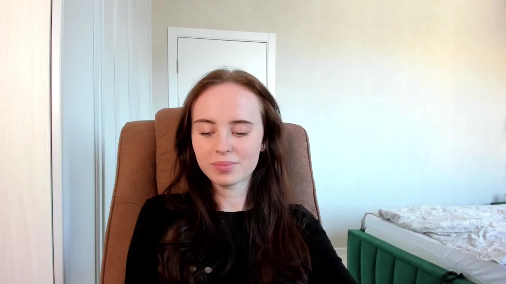 Gallery image thumbnail from userSasha's myfreecams stream on, 05/19/2025, 15:48 image 12 of 20