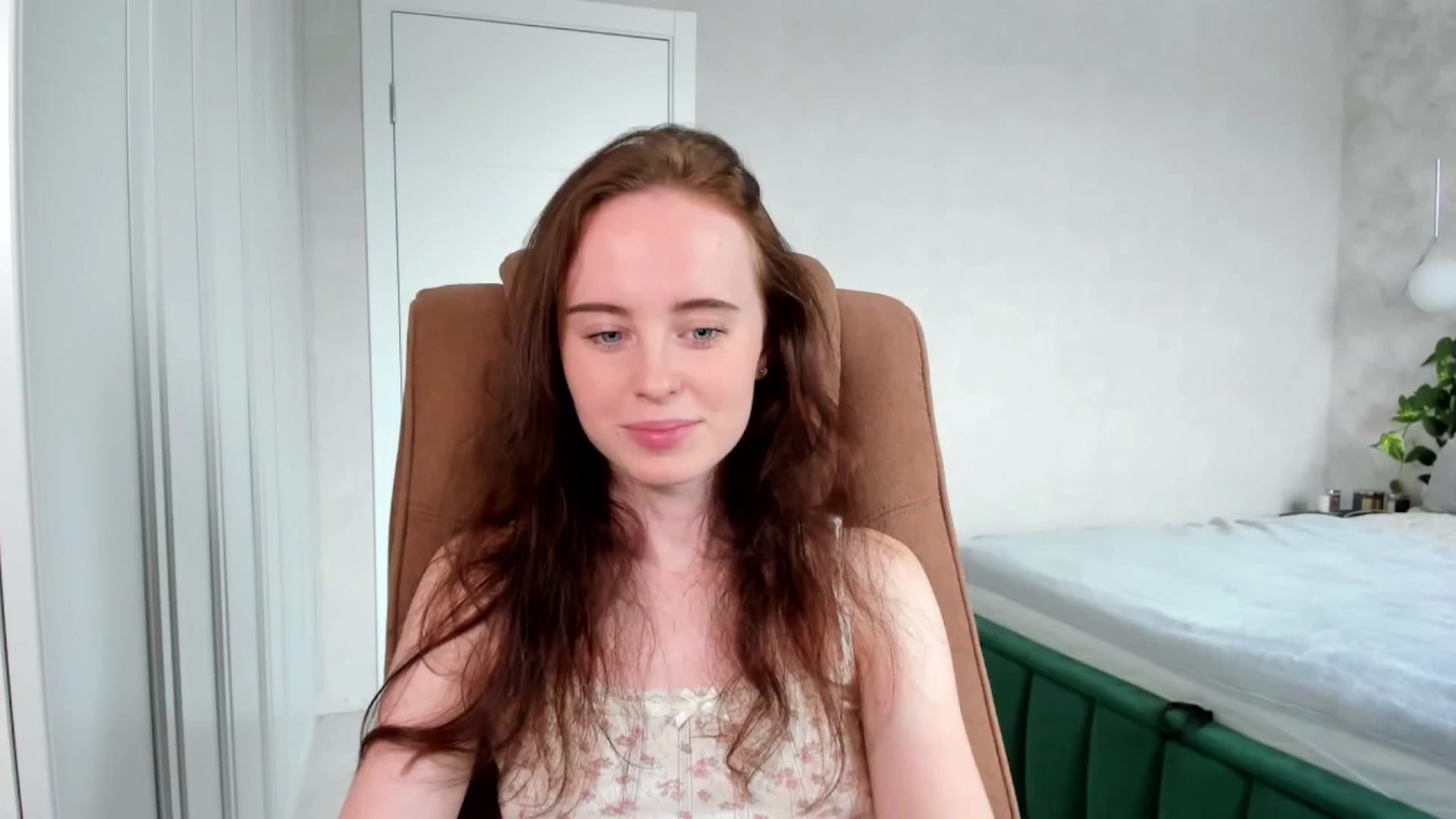 Gallery image thumbnail from userSasha's myfreecams stream on, 05/24/2025, 07:20 image 13 of 20