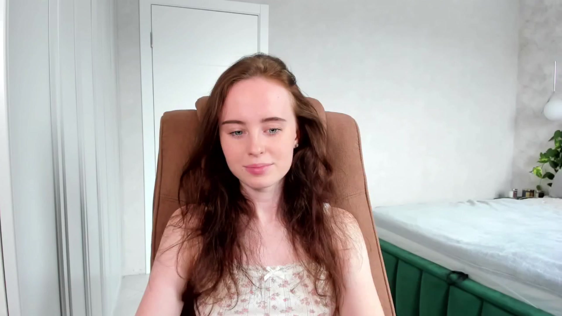 Gallery image thumbnail from userSasha's myfreecams stream on, 05/24/2025, 07:20 image 15 of 20