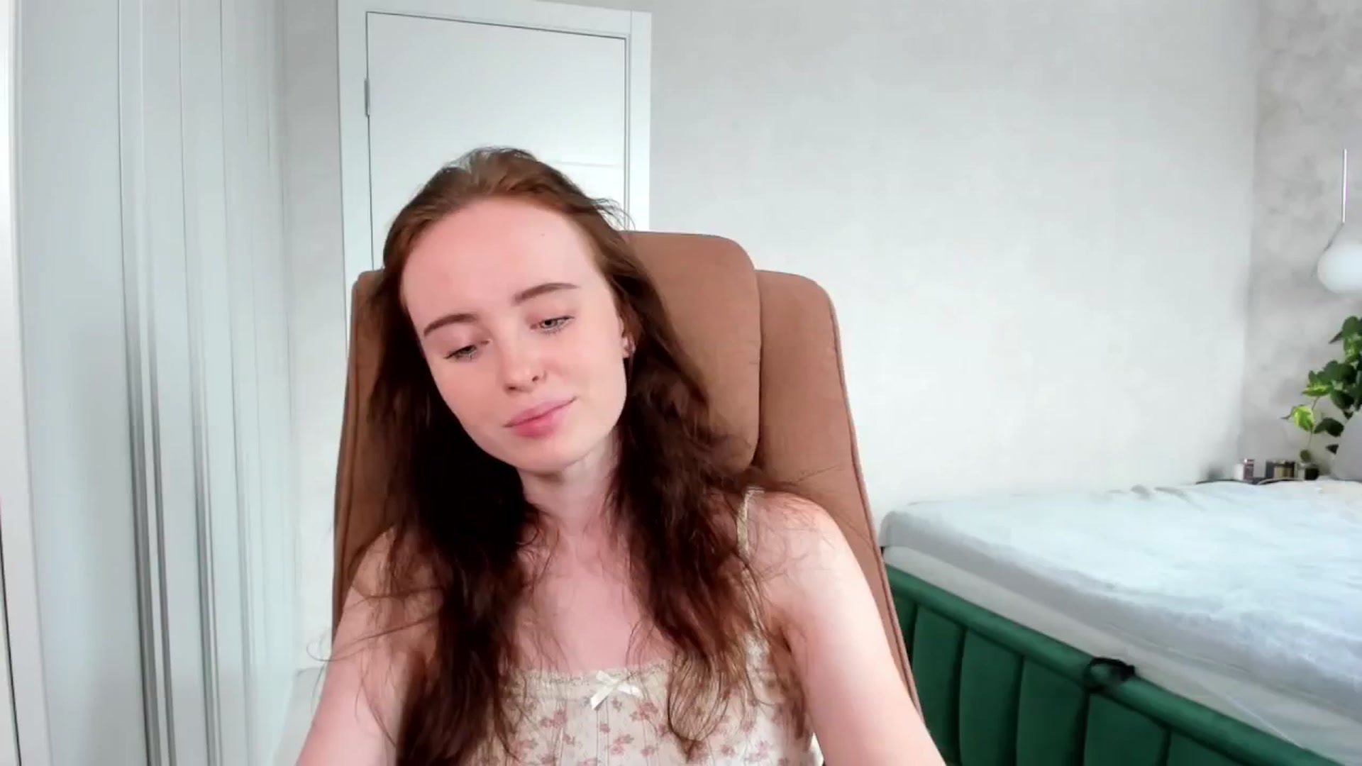 Gallery image thumbnail from userSasha's myfreecams stream on, 05/24/2025, 07:20 image 18 of 20
