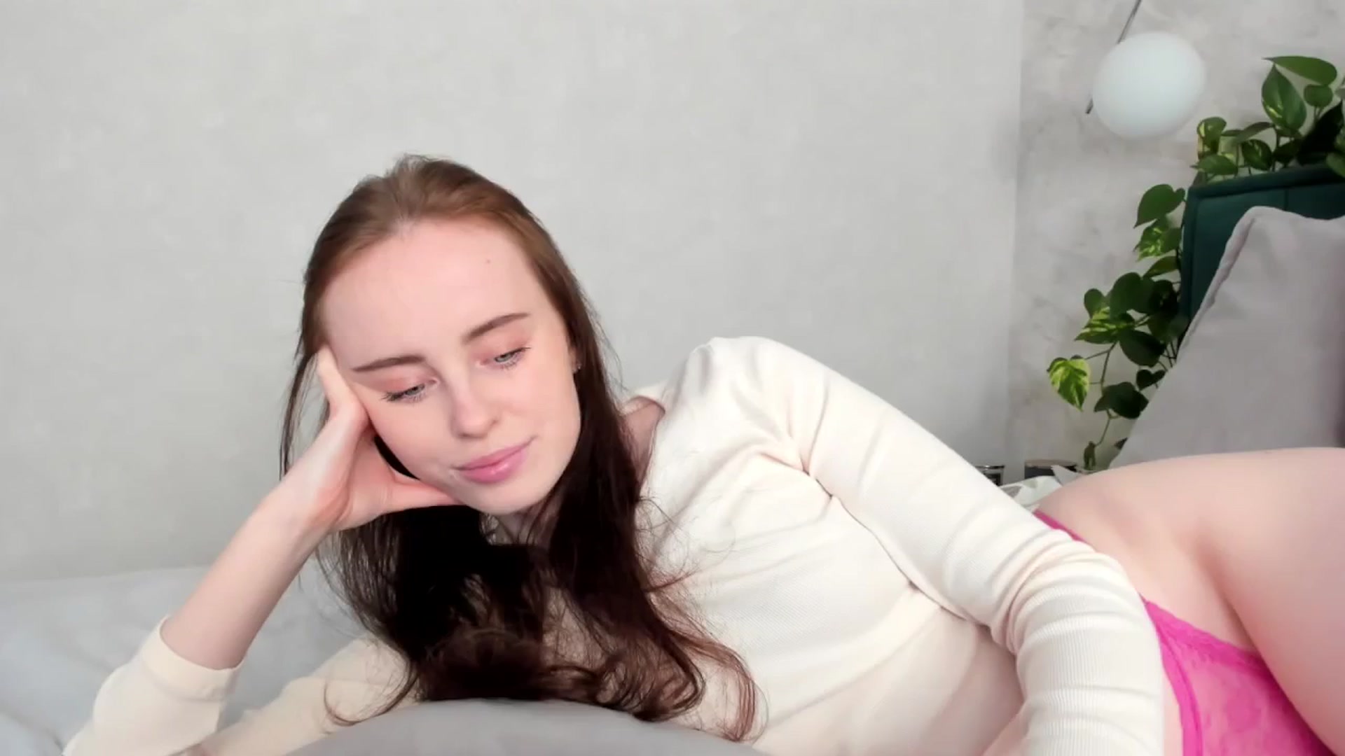 Gallery image thumbnail from userSasha's myfreecams stream on, 05/27/2025, 08:19 image 13 of 20