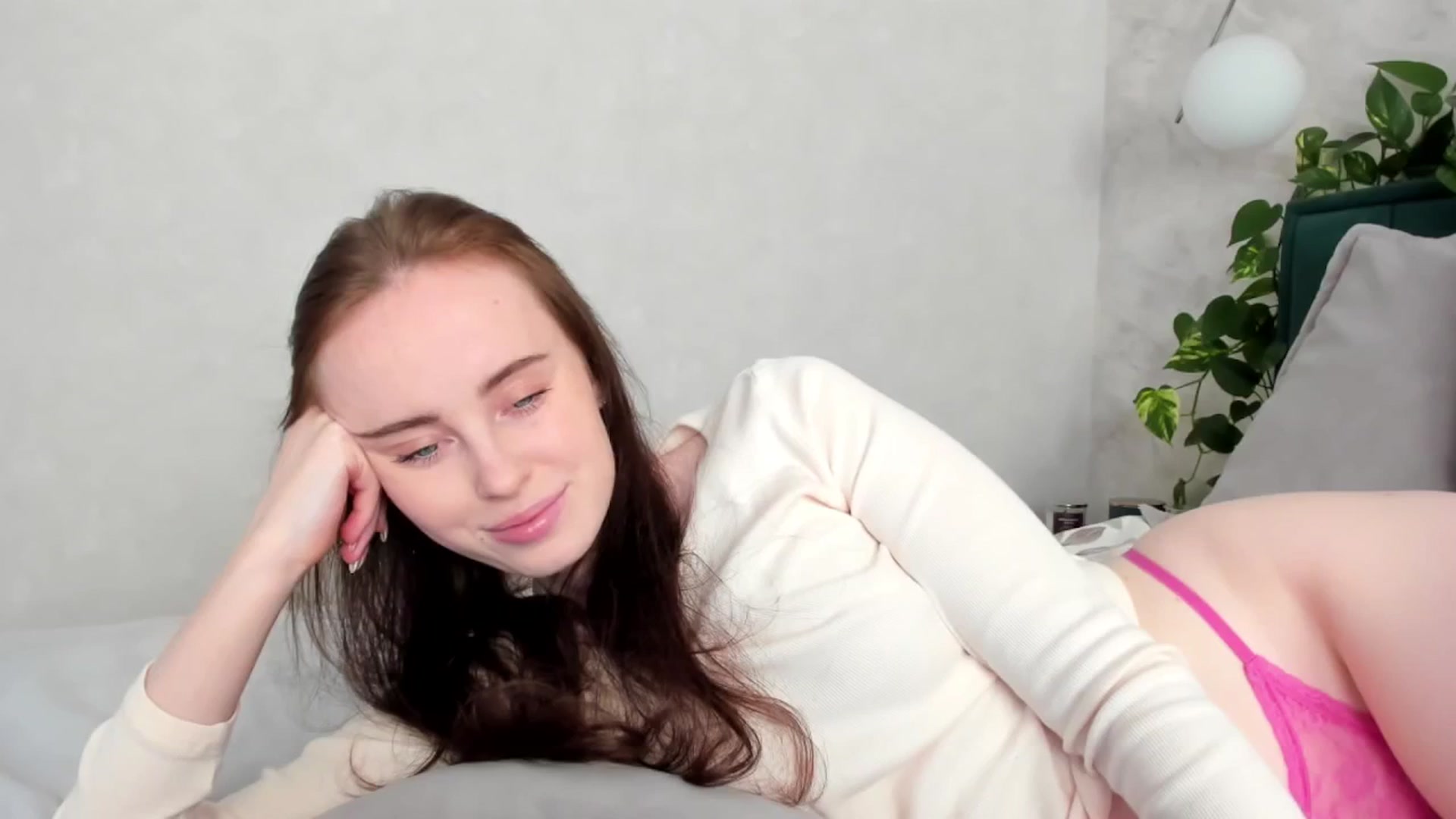 Gallery image thumbnail from userSasha's myfreecams stream on, 05/27/2025, 08:19 image 14 of 20