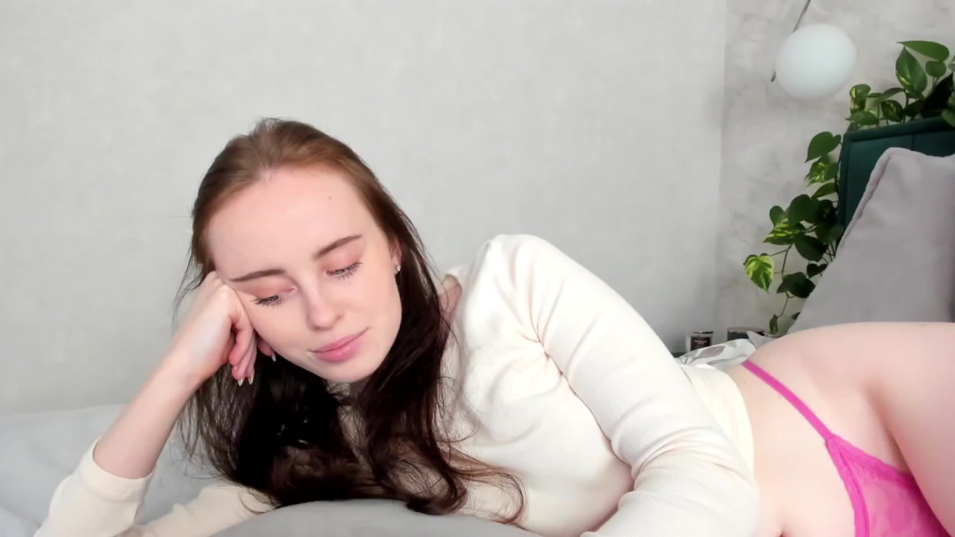 Gallery image thumbnail from userSasha's myfreecams stream on, 05/27/2025, 08:19 image 17 of 20