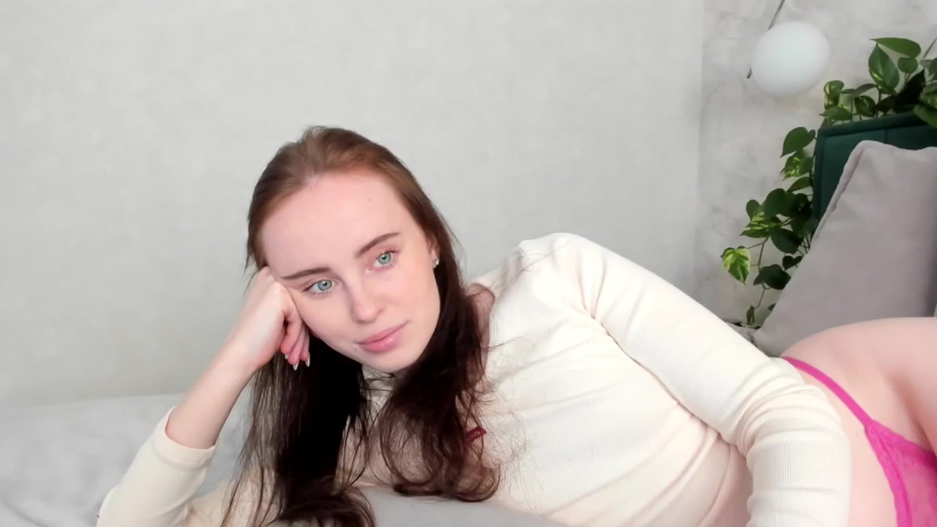 Gallery image thumbnail from userSasha's myfreecams stream on, 05/27/2025, 08:19 image 7 of 20