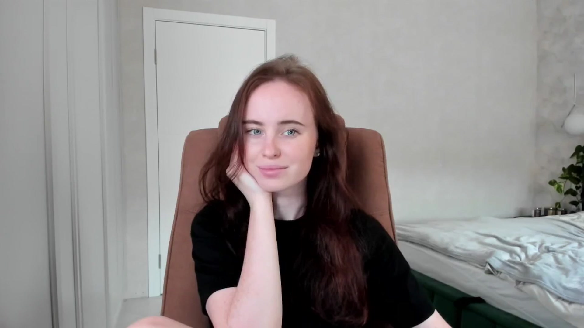 Gallery image thumbnail from userSasha's myfreecams stream on, 05/28/2025, 15:53 image 20 of 20