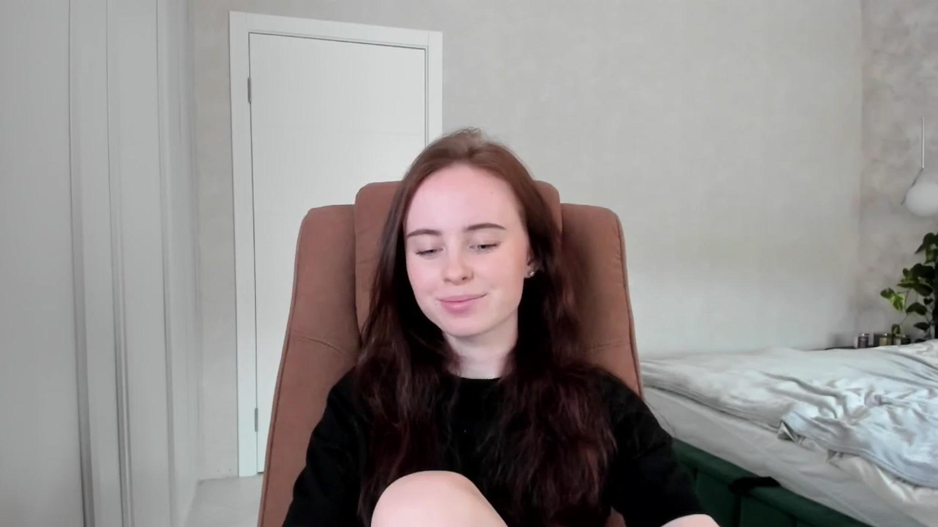 Gallery image thumbnail from userSasha's myfreecams stream on, 05/28/2025, 15:53 image 10 of 20