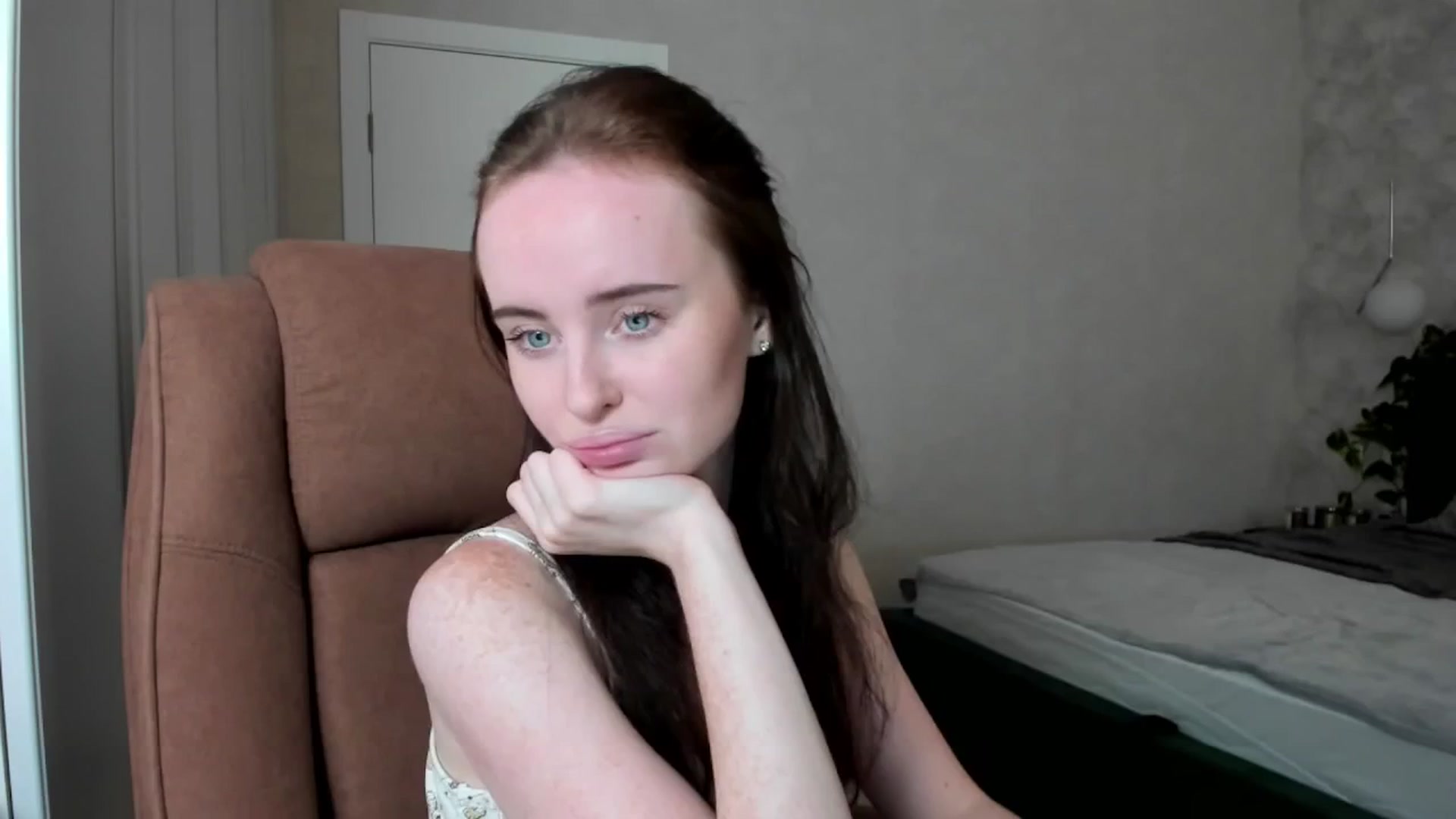 Gallery image thumbnail from userSasha's myfreecams stream on, 05/31/2025, 07:23 image 19 of 20