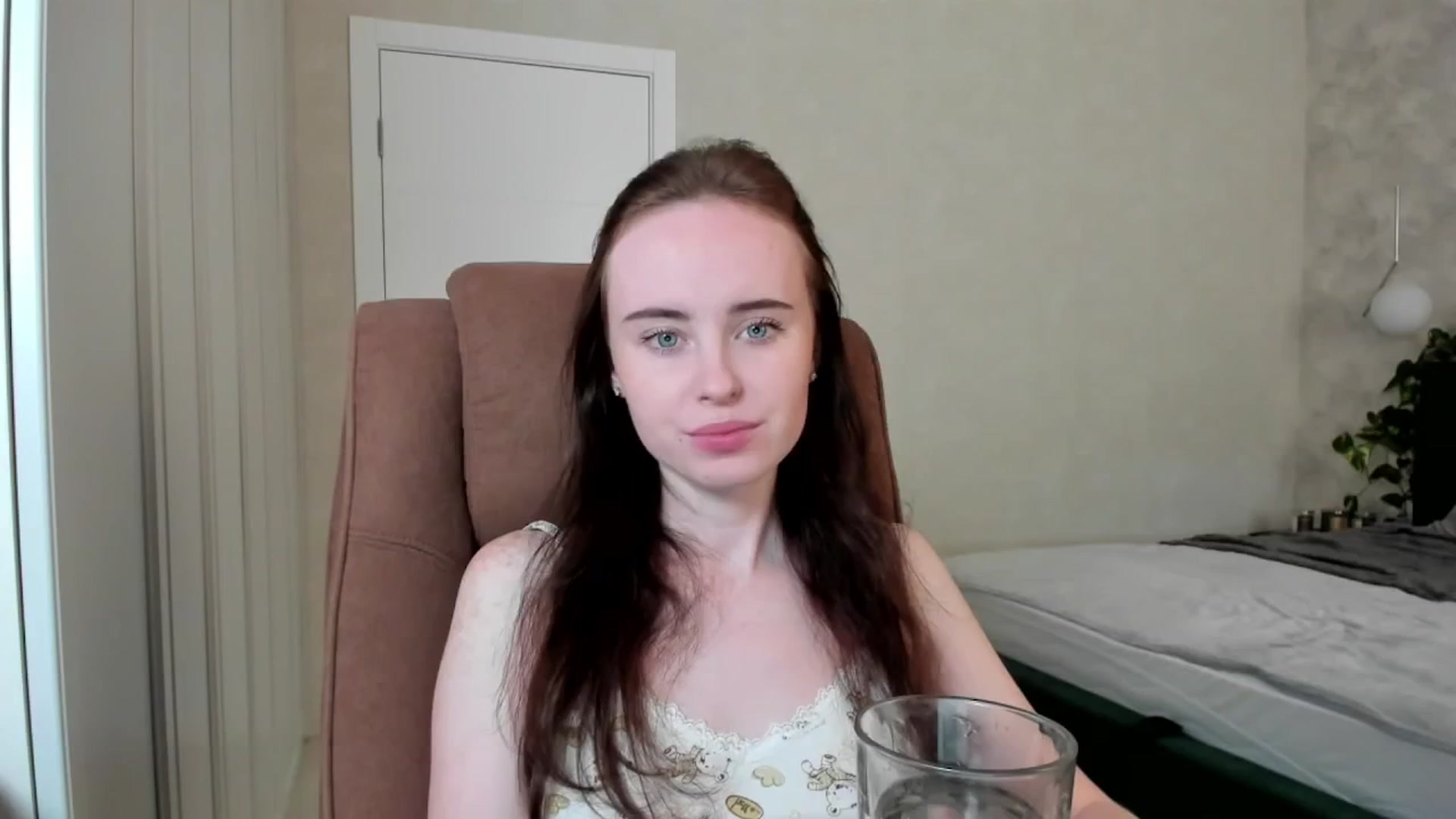 Gallery image thumbnail from userSasha's myfreecams stream on, 05/31/2025, 07:23 image 12 of 20