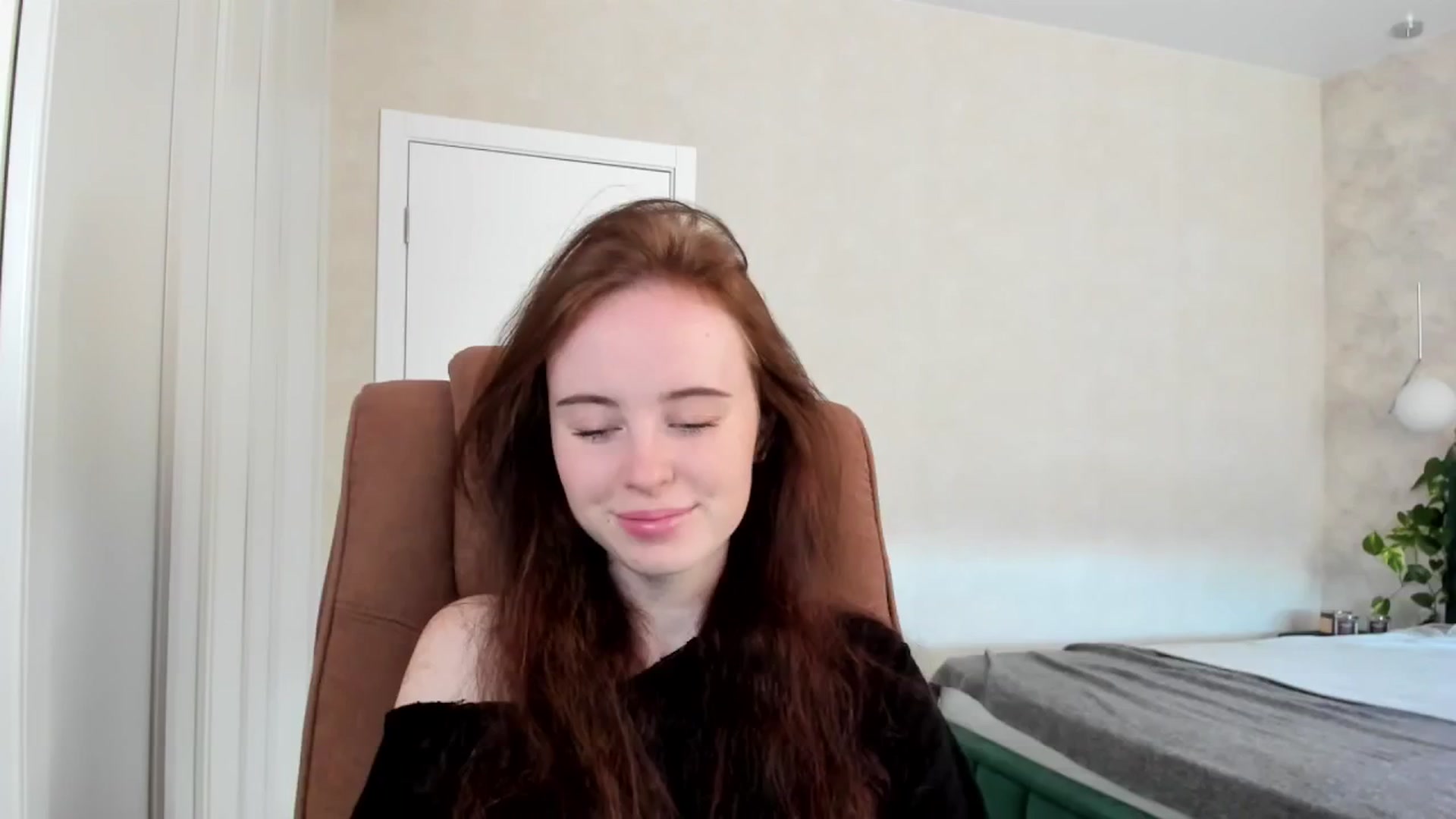 Gallery image thumbnail from userSasha's myfreecams stream on, 06/01/2025, 05:33 image 9 of 20