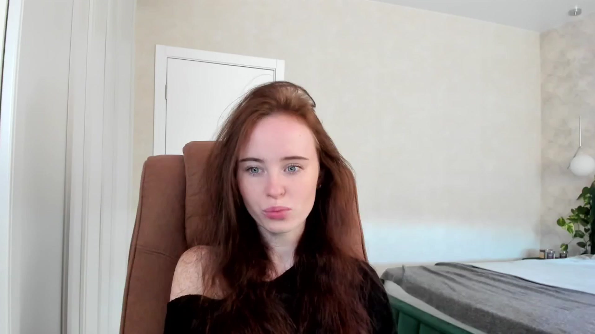 Gallery image thumbnail from userSasha's myfreecams stream on, 06/01/2025, 05:33 image 5 of 20