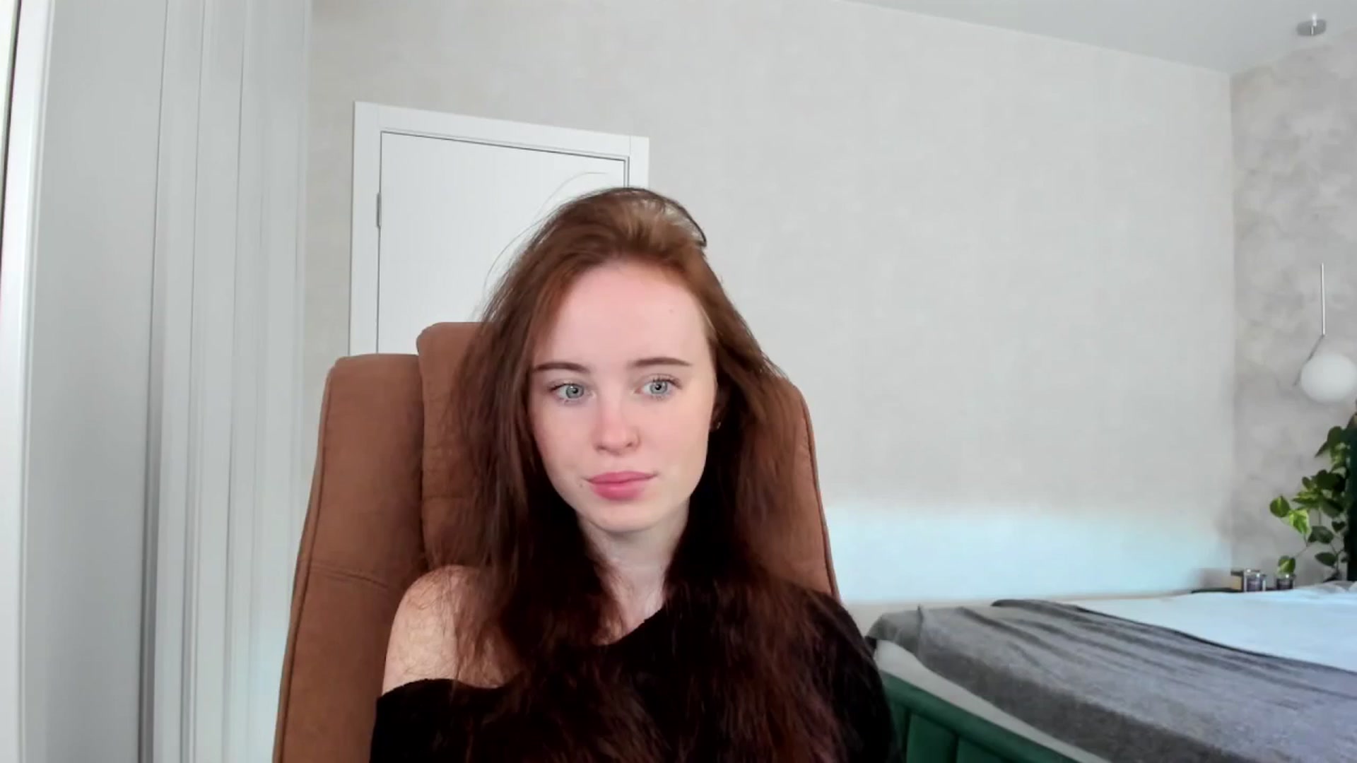 Gallery image thumbnail from userSasha's myfreecams stream on, 06/01/2025, 05:33 image 6 of 20