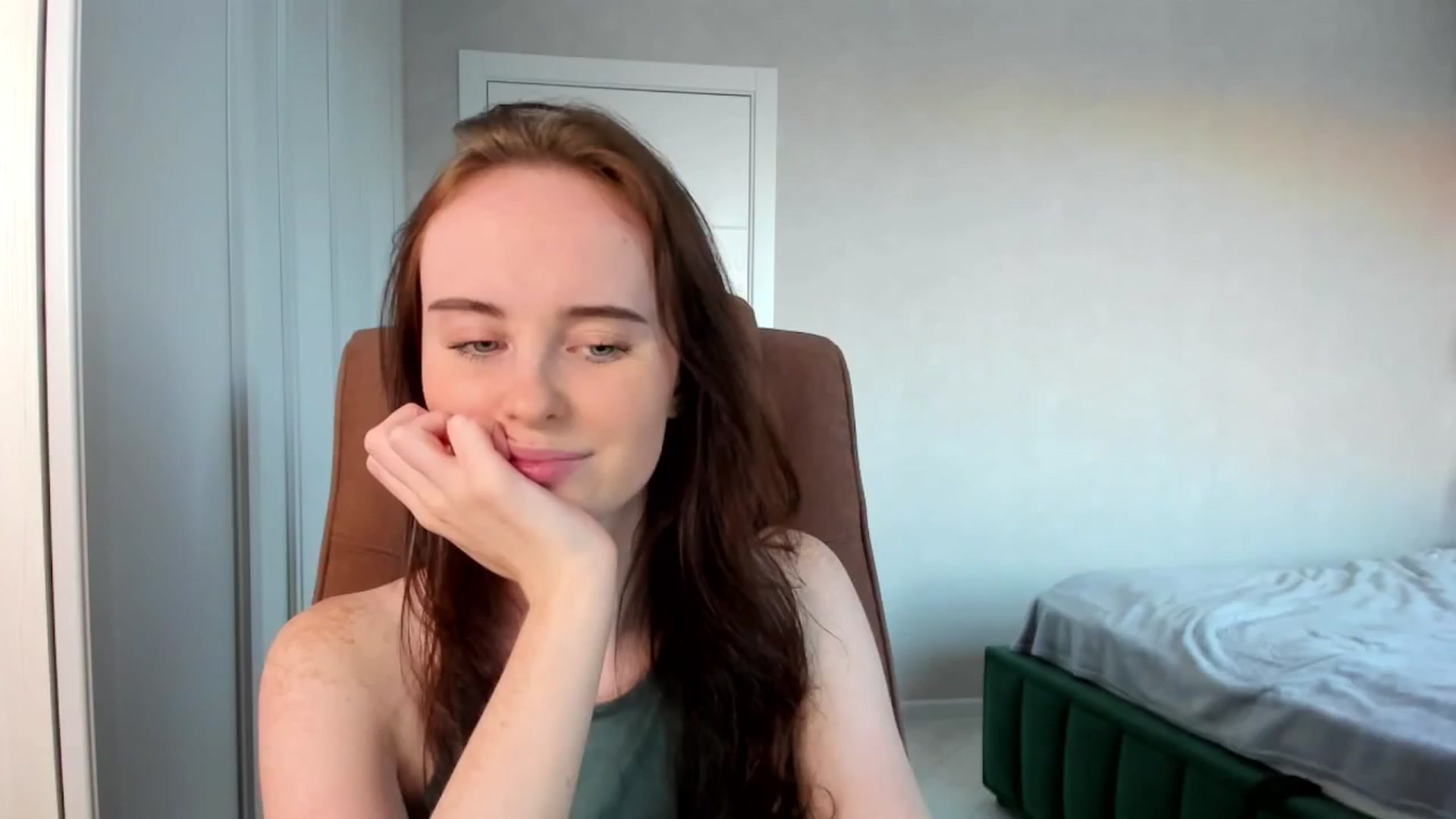 Gallery image thumbnail from userSasha's myfreecams stream on, 06/03/2025, 18:27 image 19 of 20