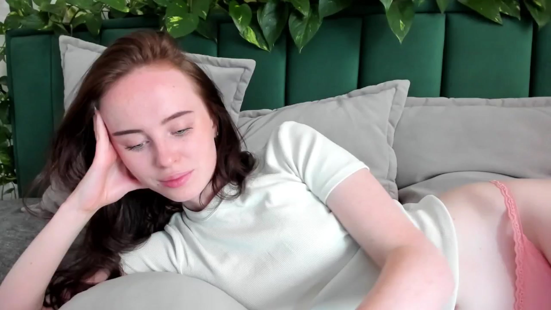 Gallery image thumbnail from userSasha's myfreecams stream on, 07/06/2025, 07:01 image 7 of 20