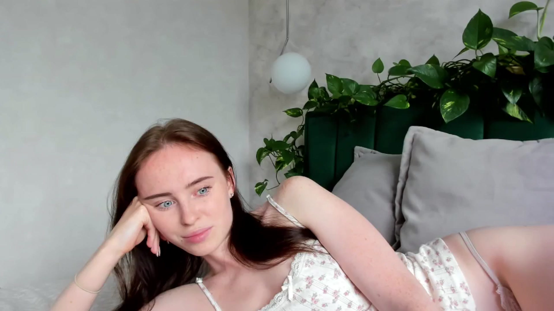 Gallery image thumbnail from userSasha's myfreecams stream on, 07/10/2025, 15:19 image 2 of 20