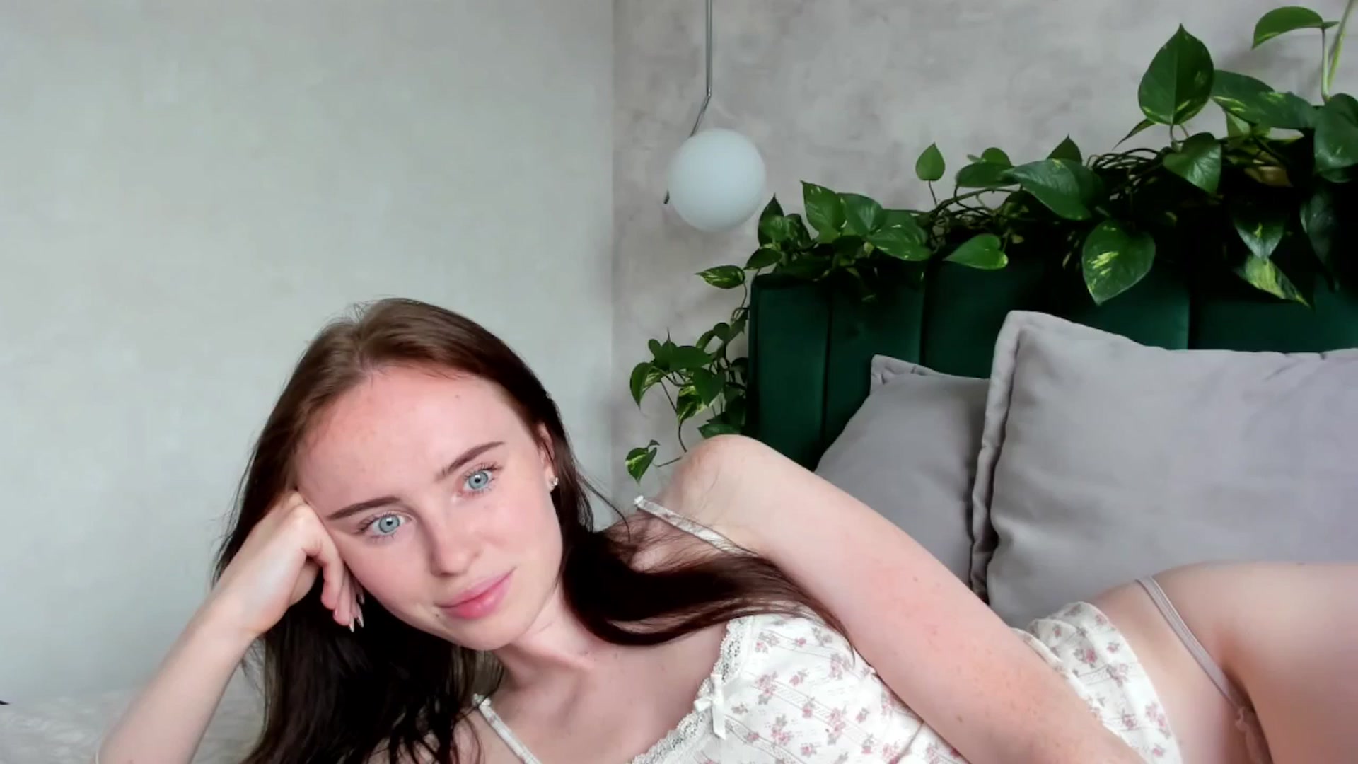 Gallery image thumbnail from userSasha's myfreecams stream on, 07/10/2025, 15:19 image 15 of 20