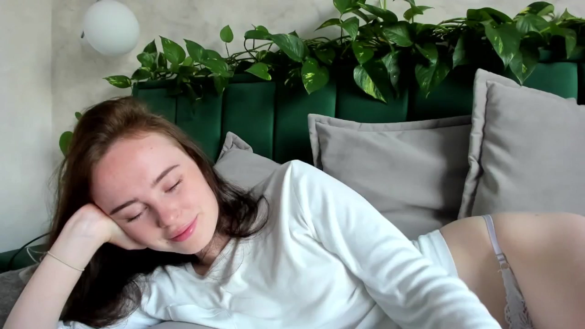 Gallery image thumbnail from userSasha's myfreecams stream on, 07/12/2025, 04:27 image 4 of 20