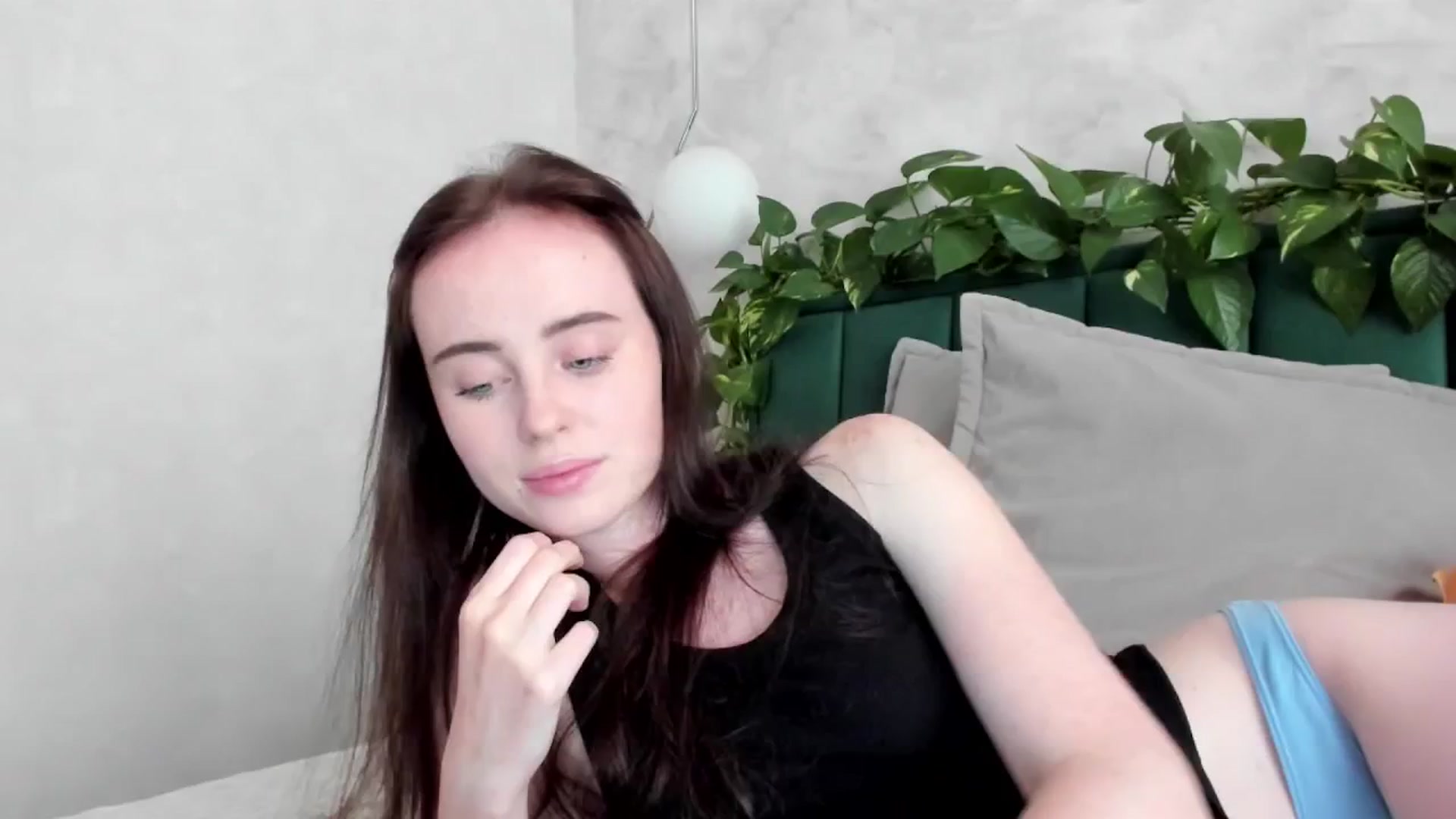 Gallery image thumbnail from userSasha's myfreecams stream on, 08/05/2025, 16:30 image 13 of 20