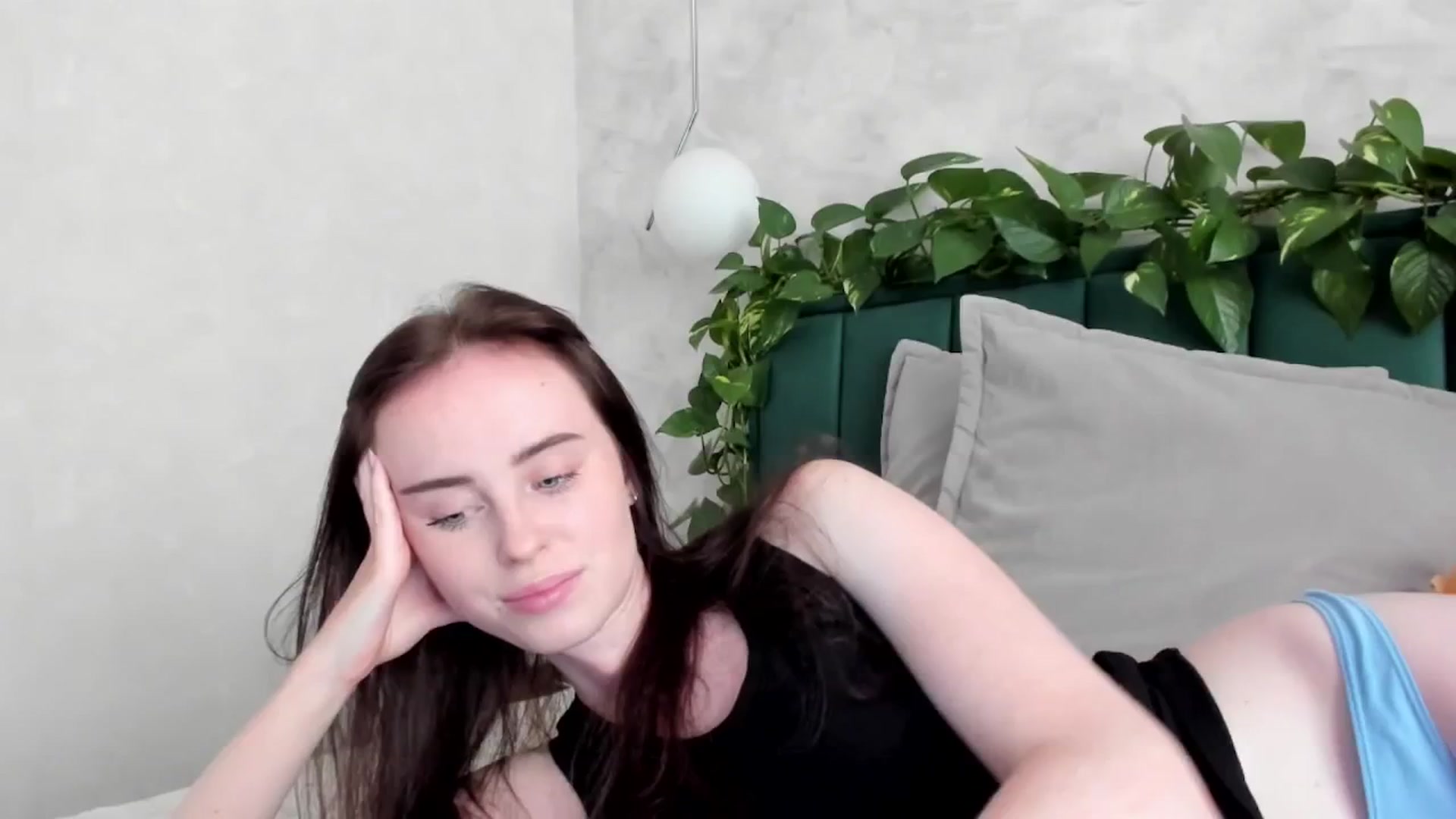 Gallery image thumbnail from userSasha's myfreecams stream on, 08/05/2025, 16:30 image 1 of 20