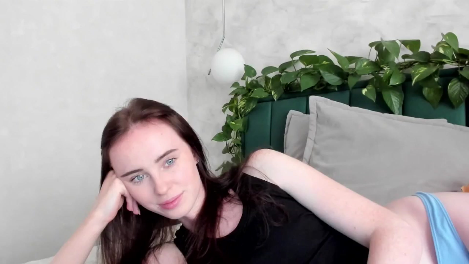 Gallery image thumbnail from userSasha's myfreecams stream on, 08/05/2025, 16:30 image 2 of 20