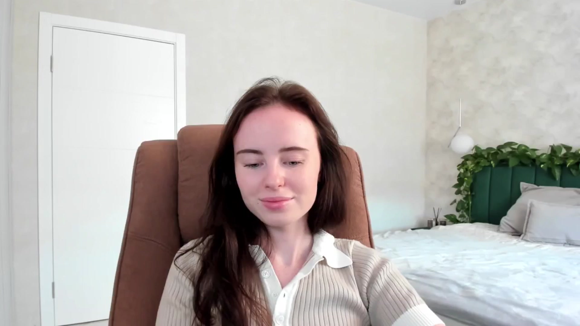 Gallery image thumbnail from userSasha's myfreecams stream on, 08/09/2025, 07:22 image 7 of 20